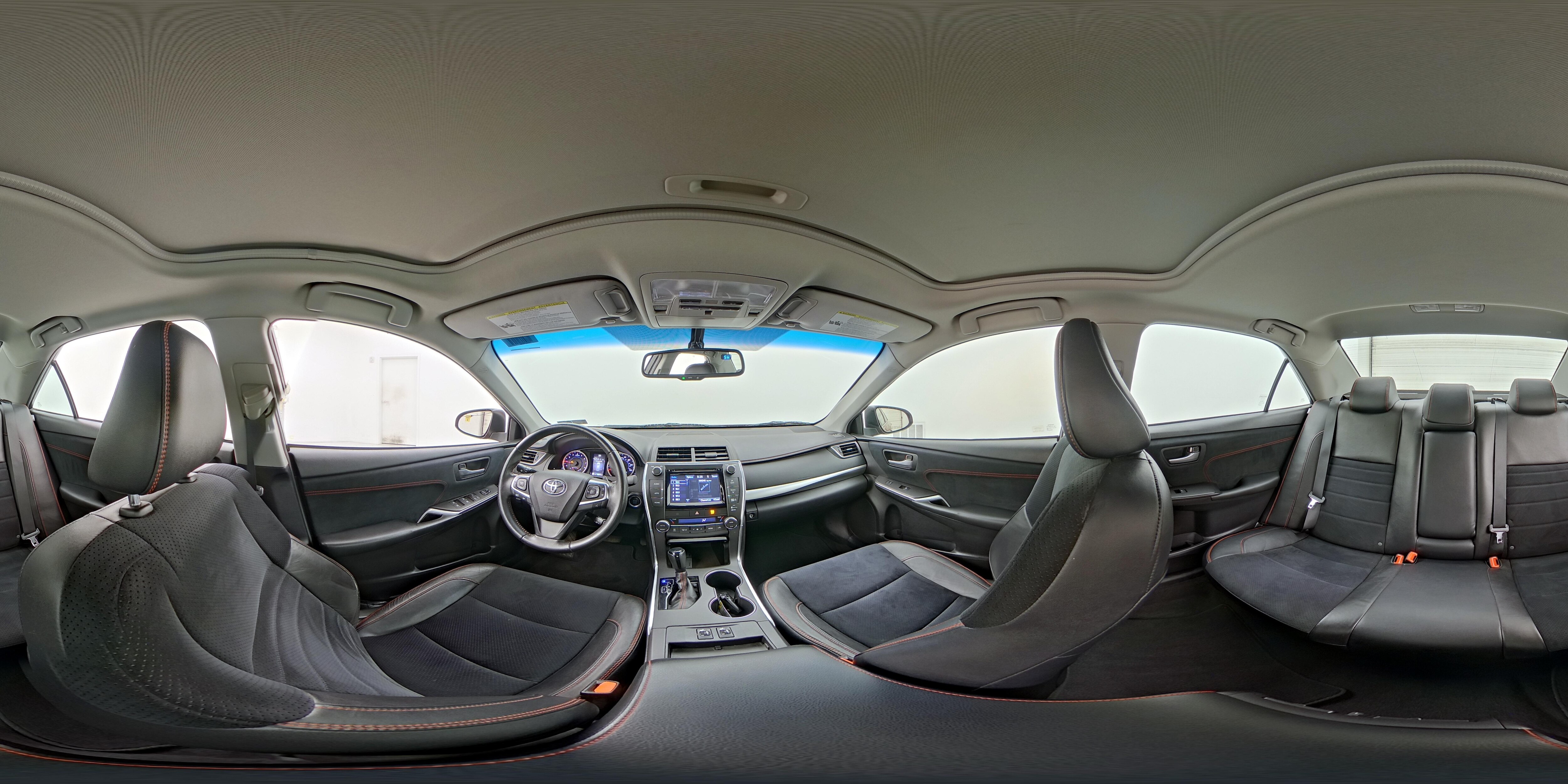 2015 Toyota Camry XSE - Photo 23
