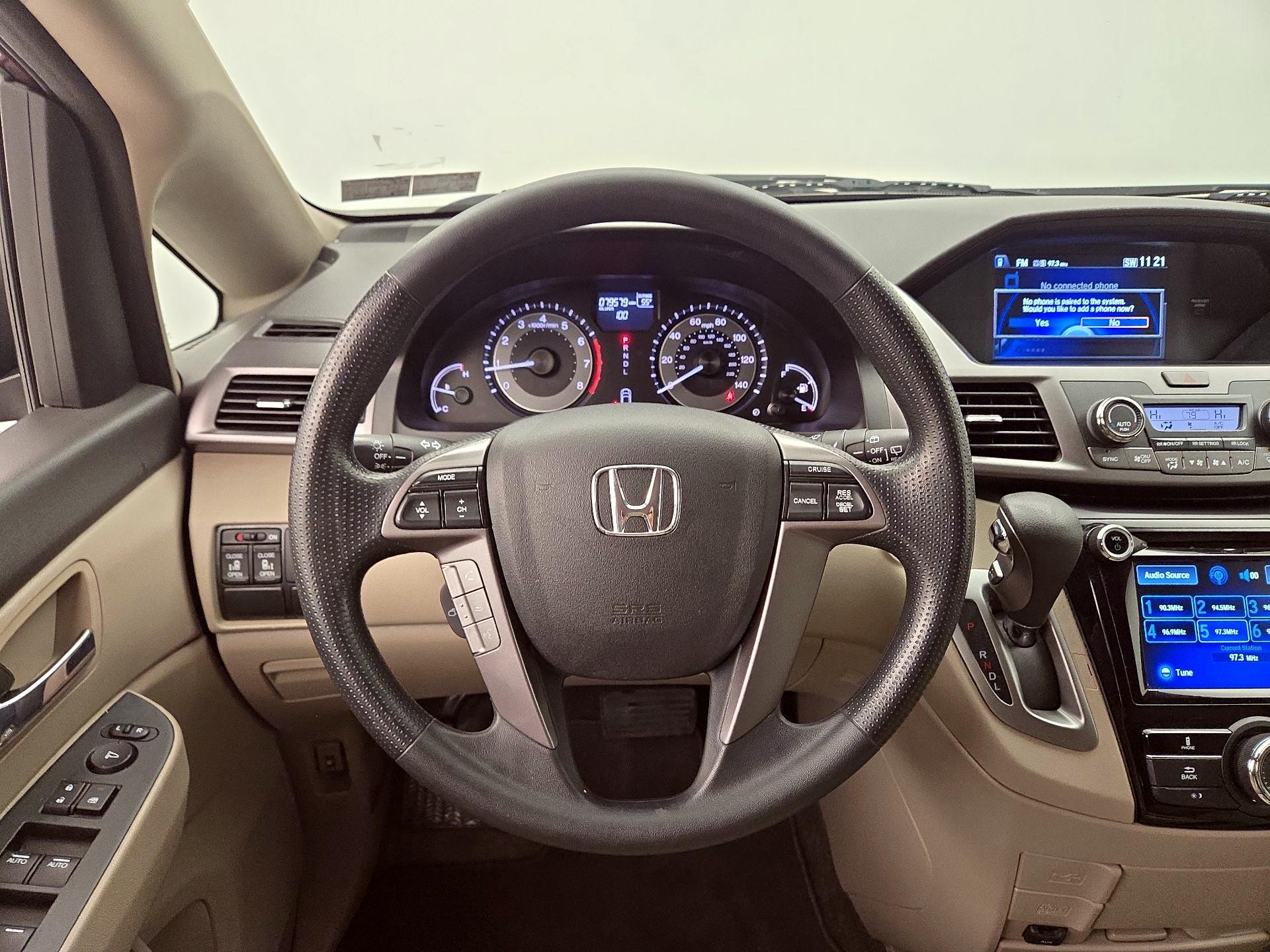Thumbnail: 2015 Honda Odyssey - 10