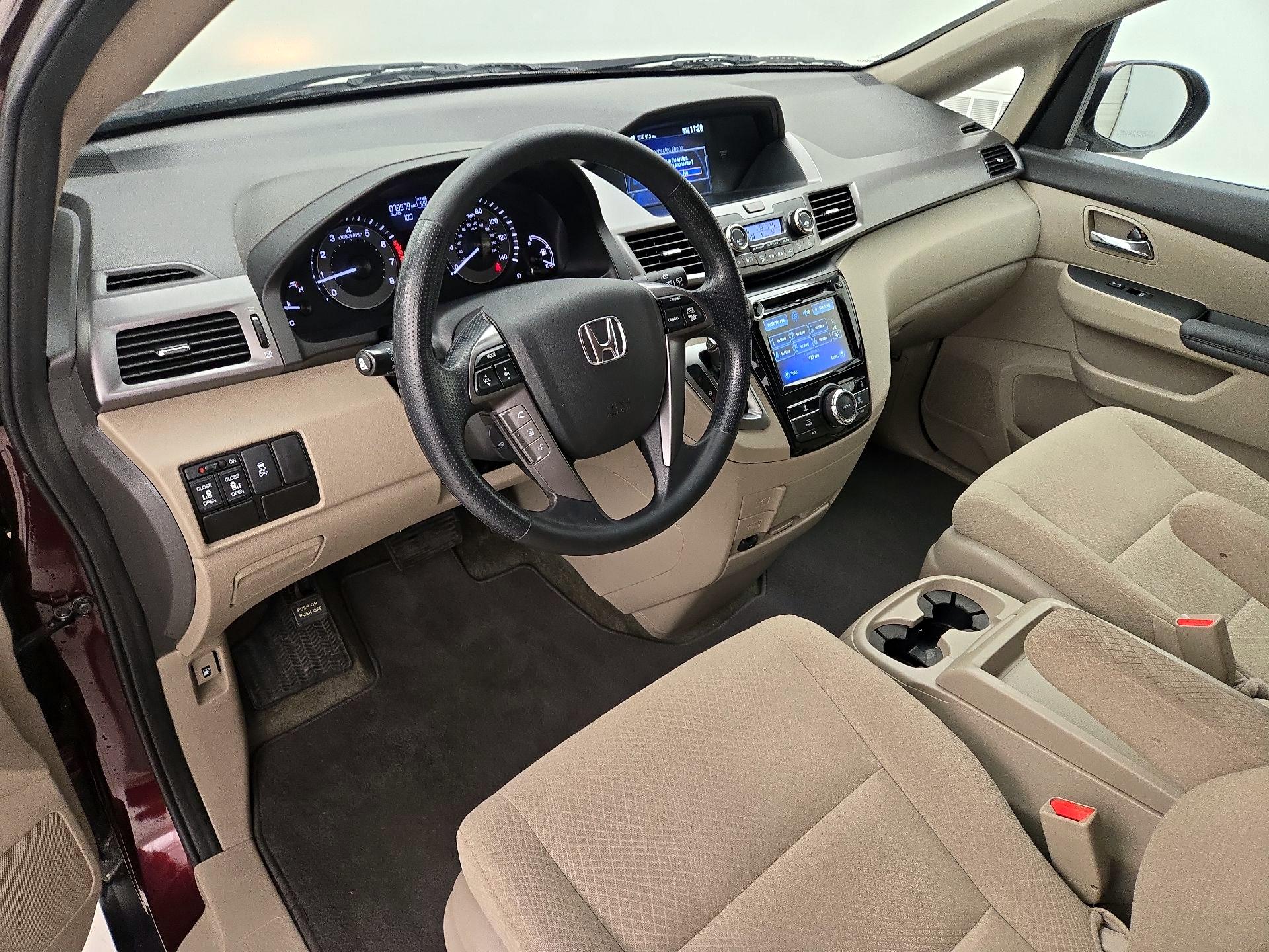 Thumbnail: 2015 Honda Odyssey - 11