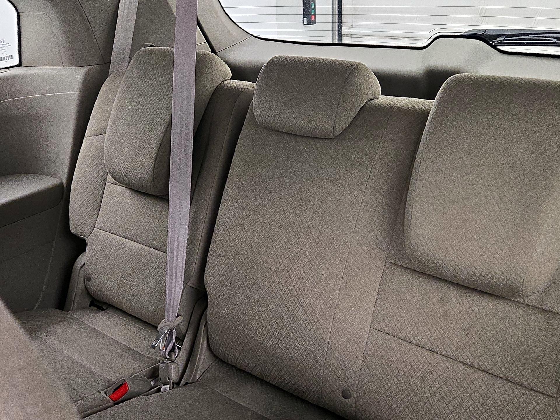 Thumbnail: 2015 Honda Odyssey - 20