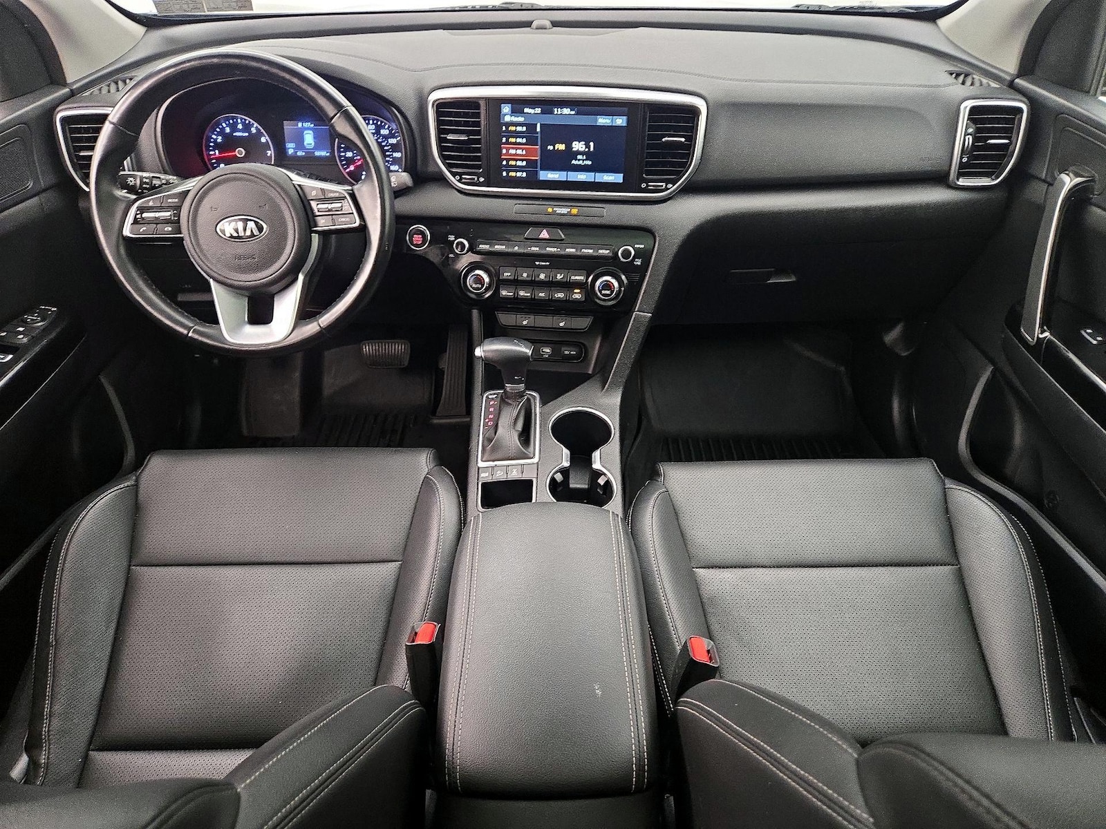 2022 Kia Sportage EX - Photo 10