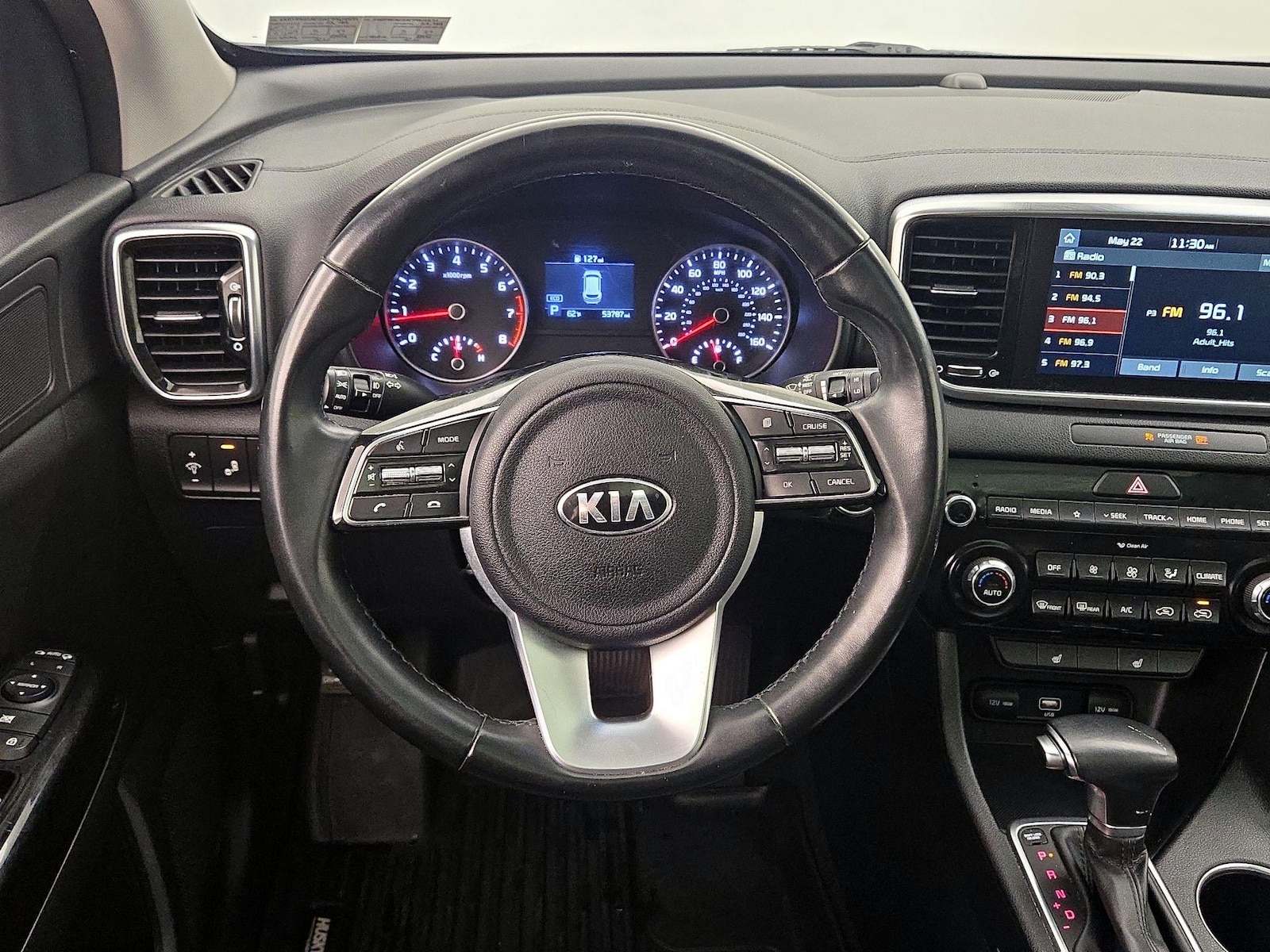 2022 Kia Sportage EX - Photo 11