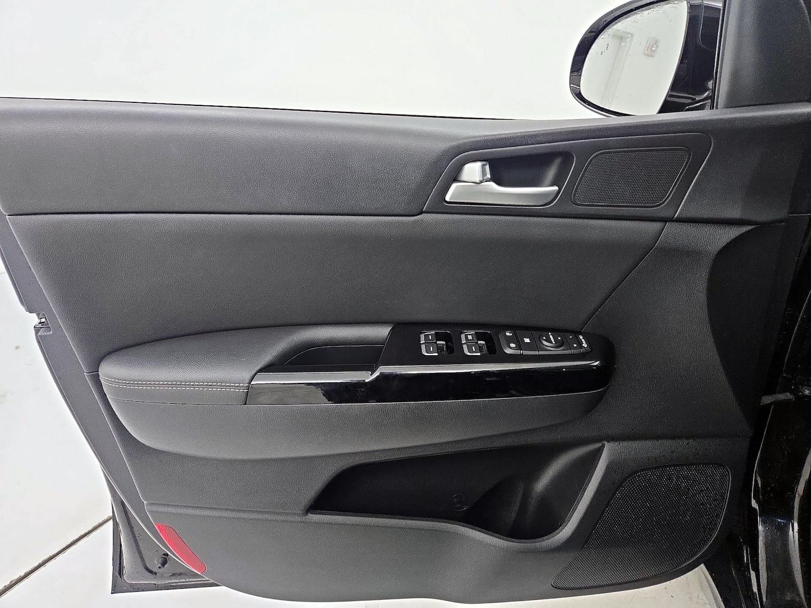 2022 Kia Sportage EX - Photo 13
