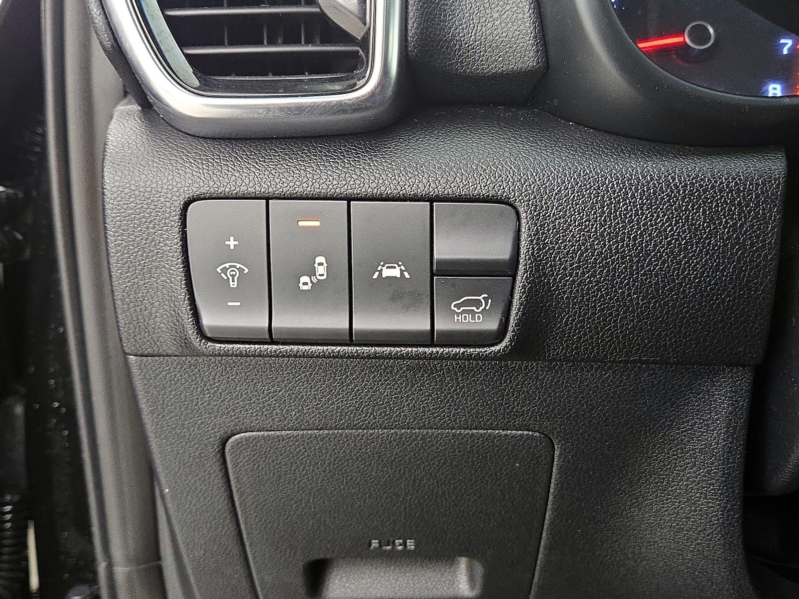 2022 Kia Sportage EX - Photo 14