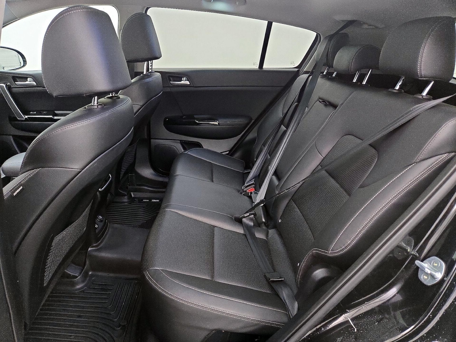 2022 Kia Sportage EX - Photo 20