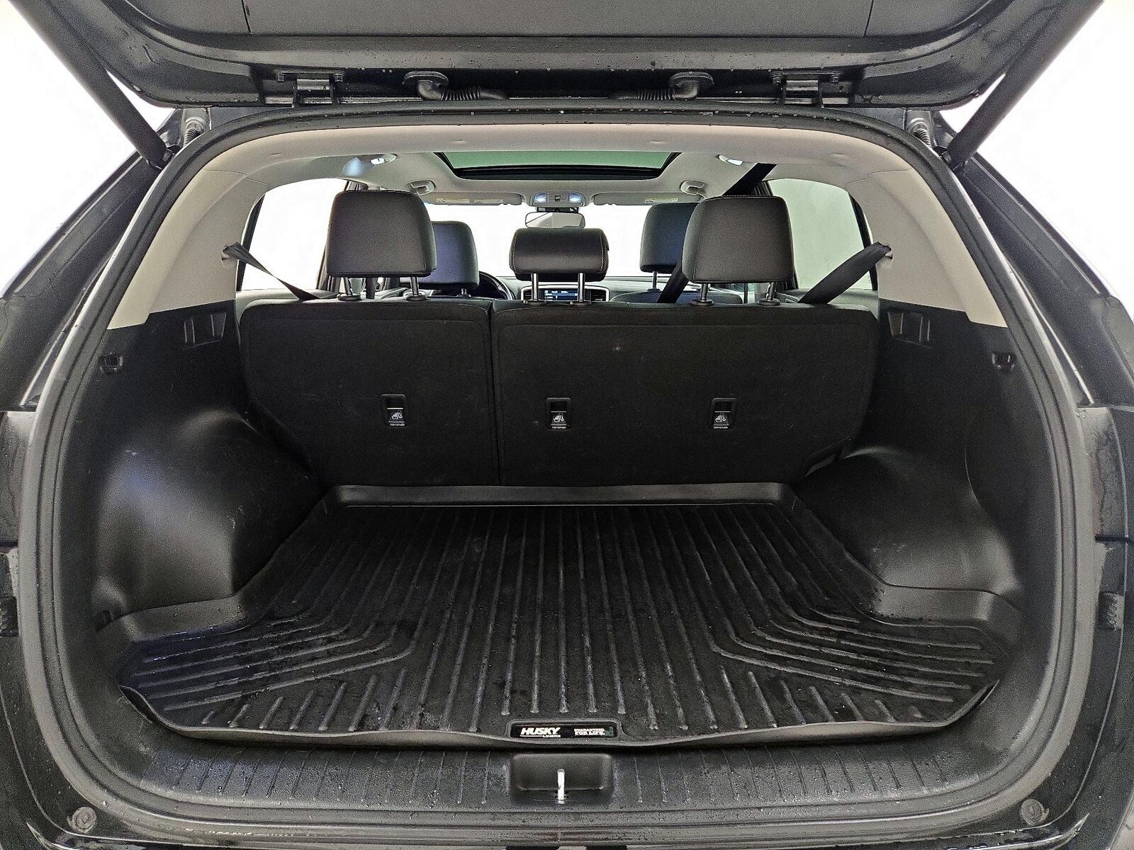 2022 Kia Sportage EX - Photo 21