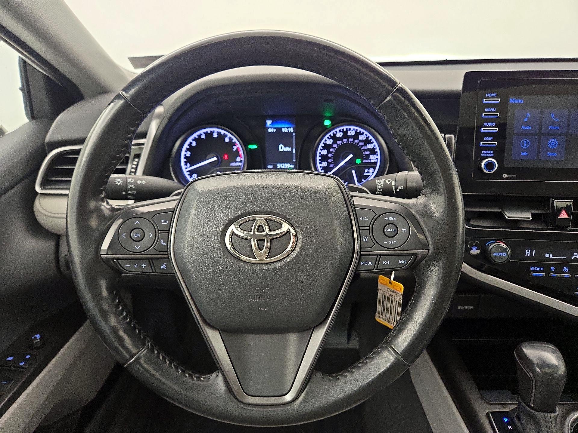 Thumbnail: 2023 Toyota Camry - 10