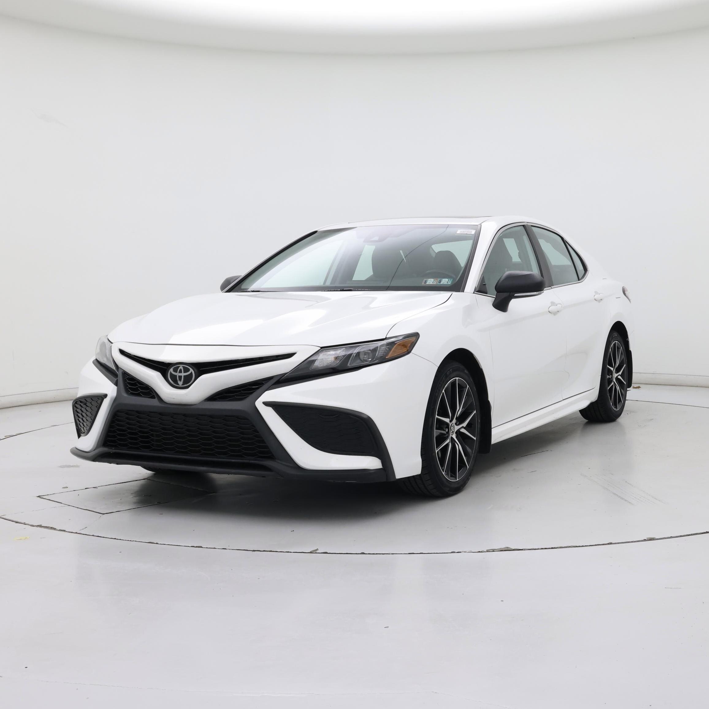 Thumbnail: 2023 Toyota Camry - 4