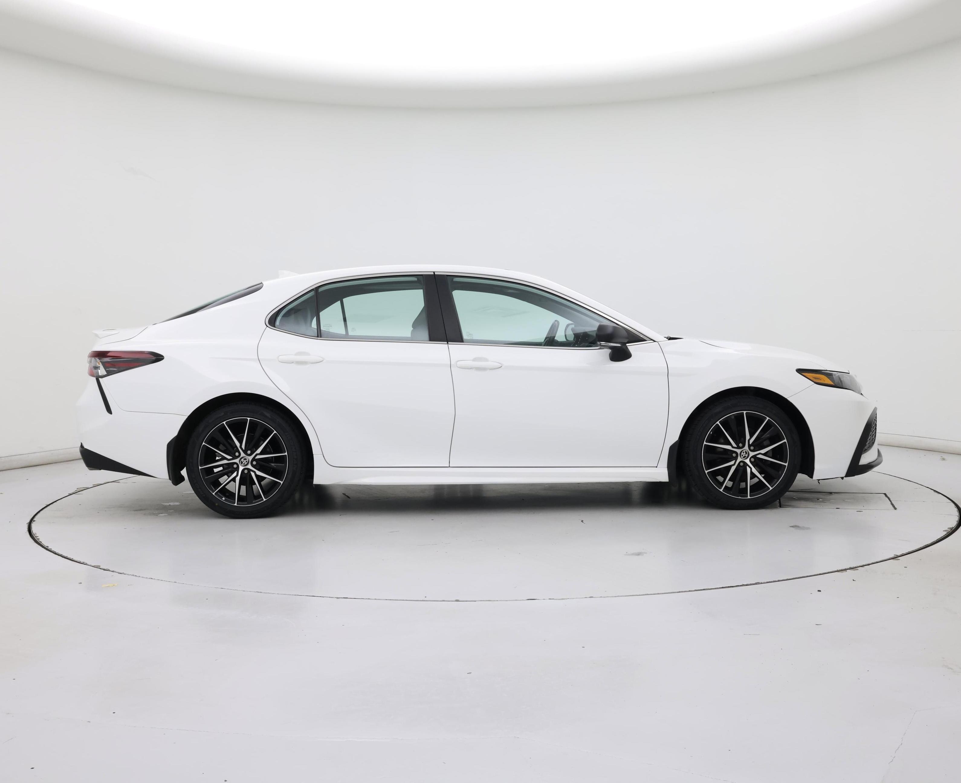 Thumbnail: 2023 Toyota Camry - 7