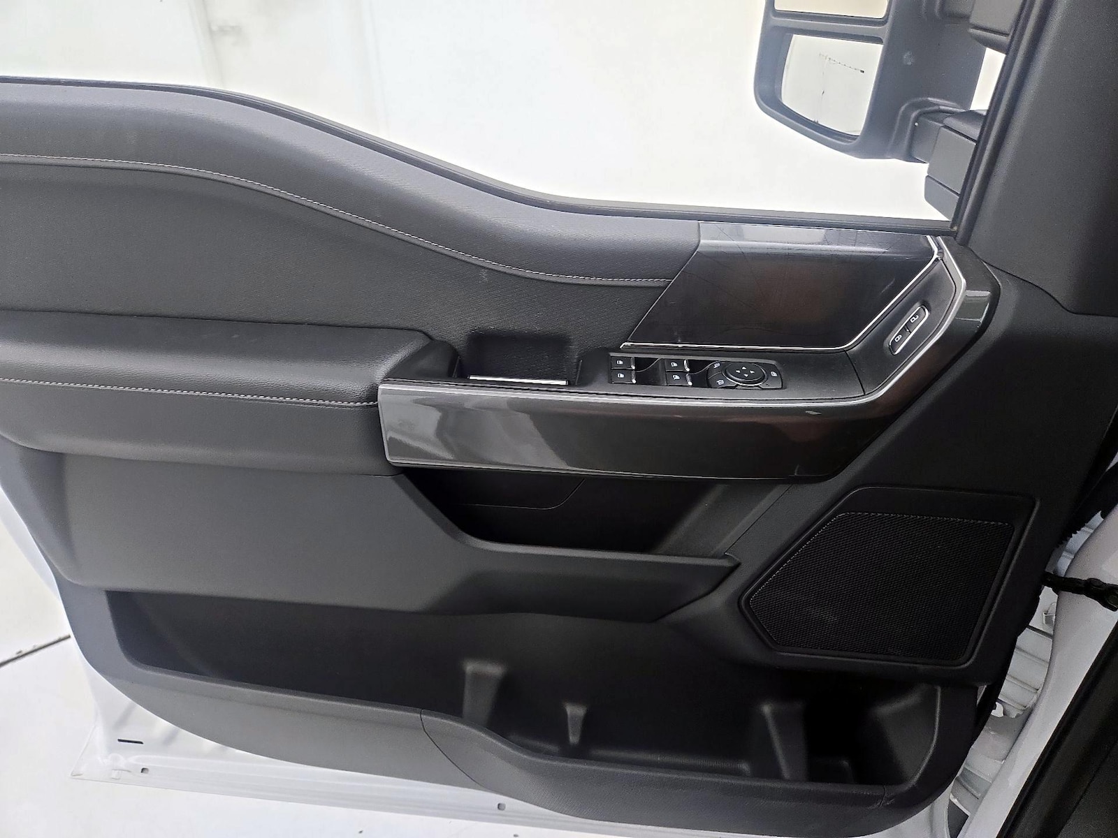 2022 Ford F-150 XLT - Photo 13