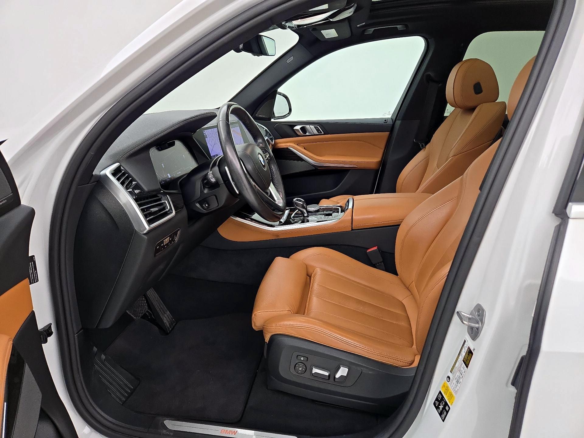 Thumbnail: 2021 BMW X5 - 11