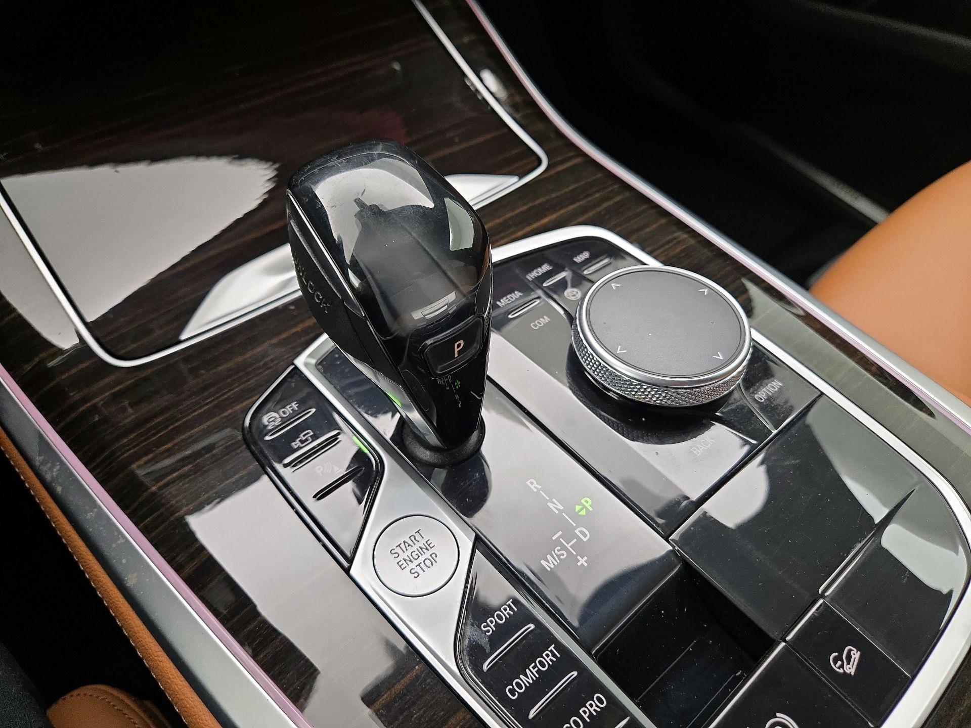 Thumbnail: 2021 BMW X5 - 18