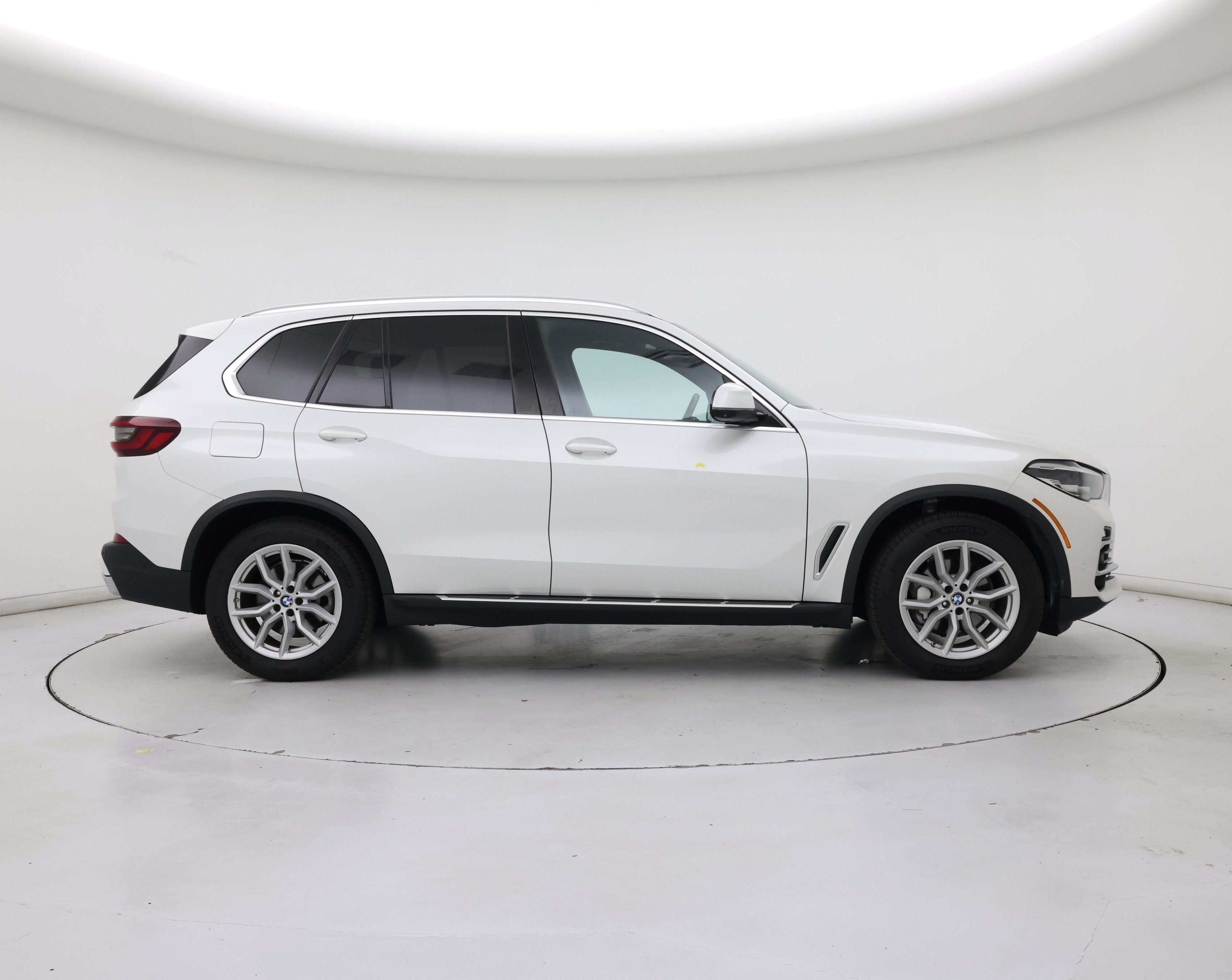 Thumbnail: 2021 BMW X5 - 7