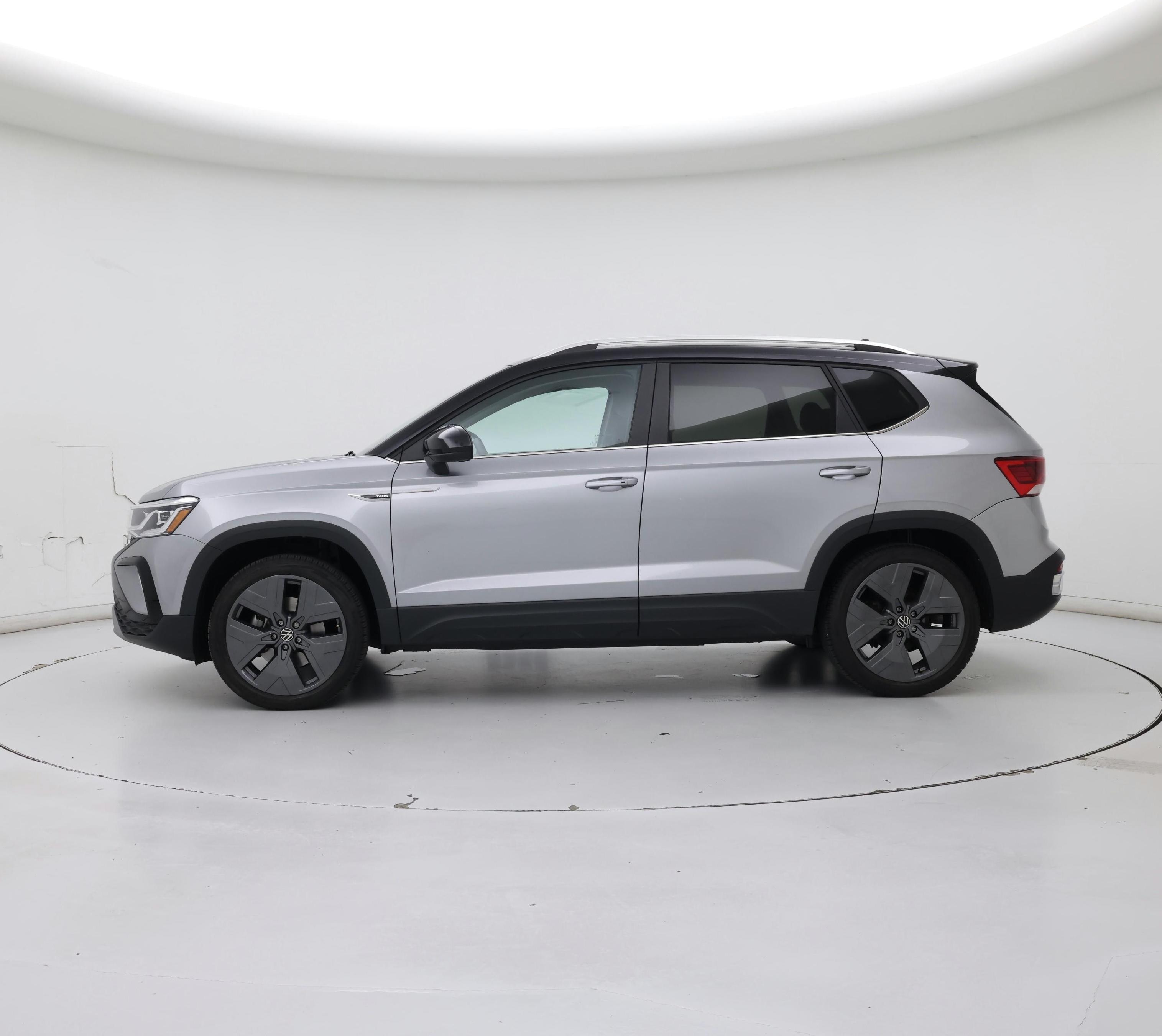 Thumbnail: 2023 Volkswagen Taos - 3
