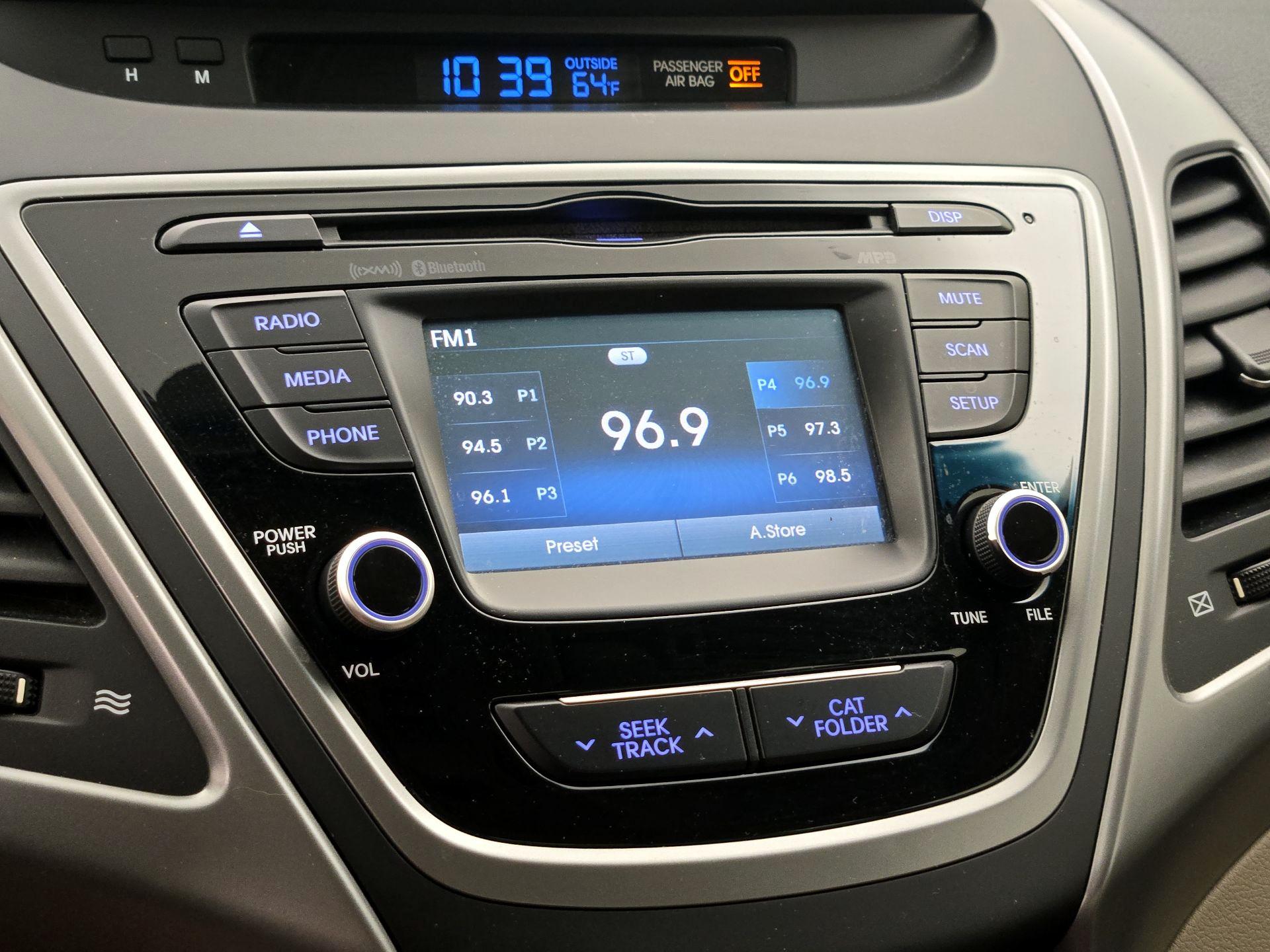 Thumbnail: 2016 Hyundai Elantra - 15