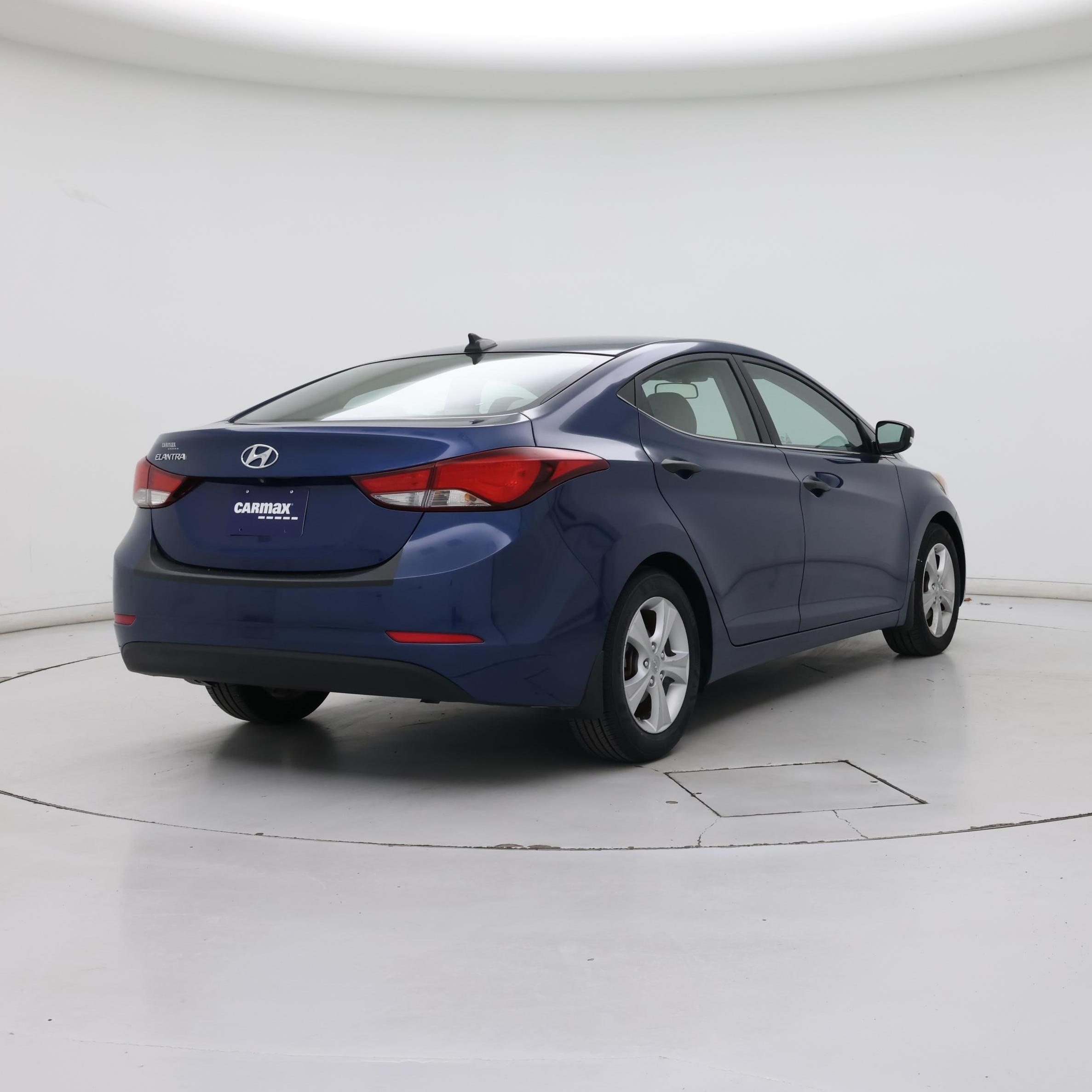 Thumbnail: 2016 Hyundai Elantra - 8