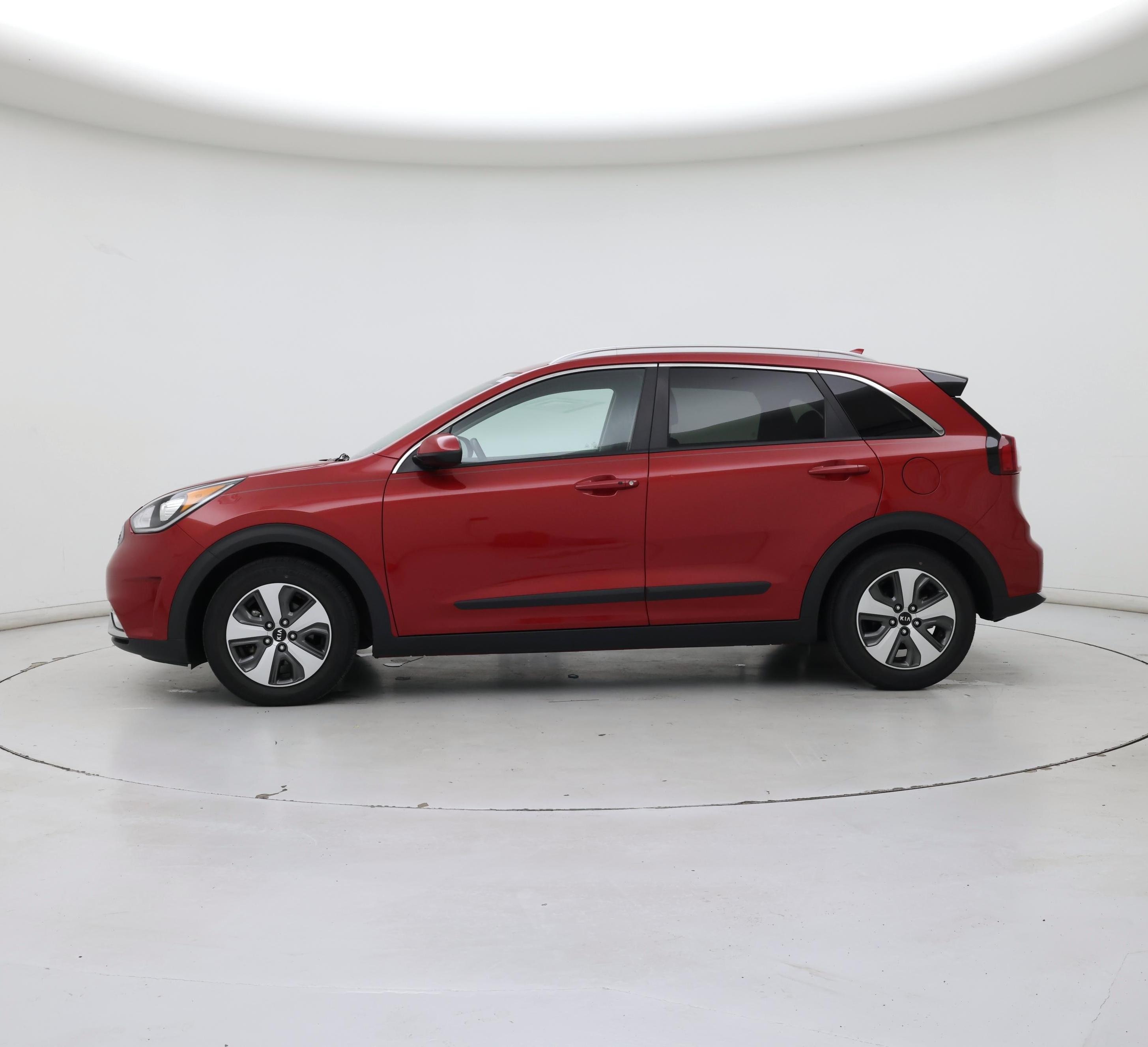 Thumbnail: 2019 Kia Niro - 3