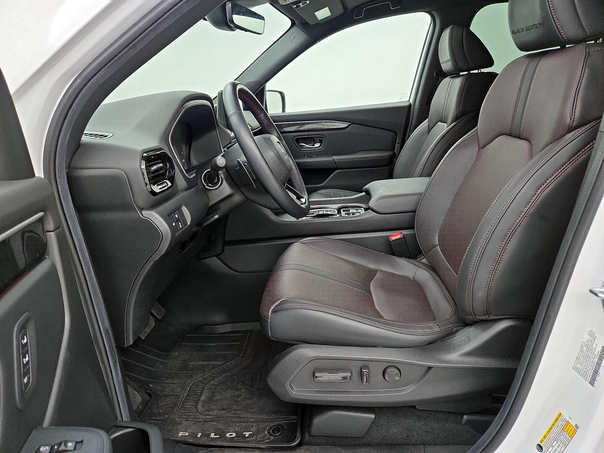 Thumbnail: 2025 Honda Pilot - 11