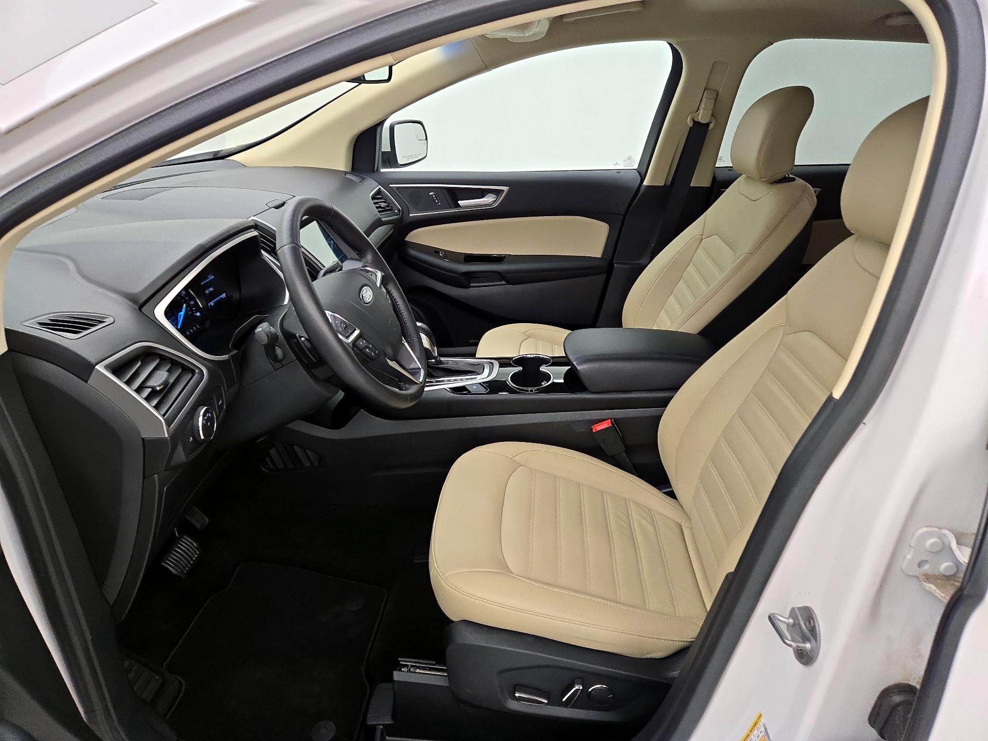 Thumbnail: 2018 Ford Edge - 11