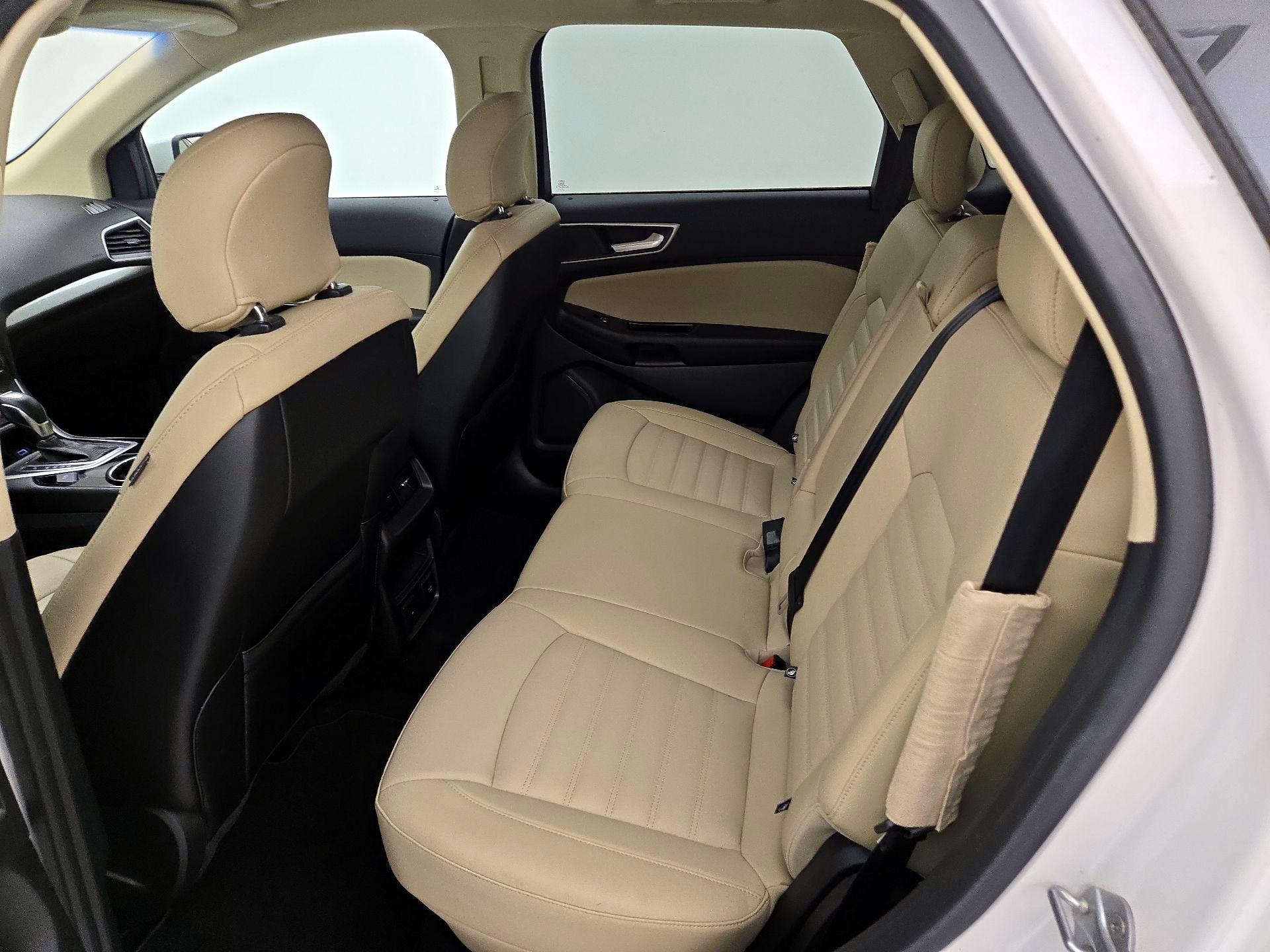 Thumbnail: 2018 Ford Edge - 20