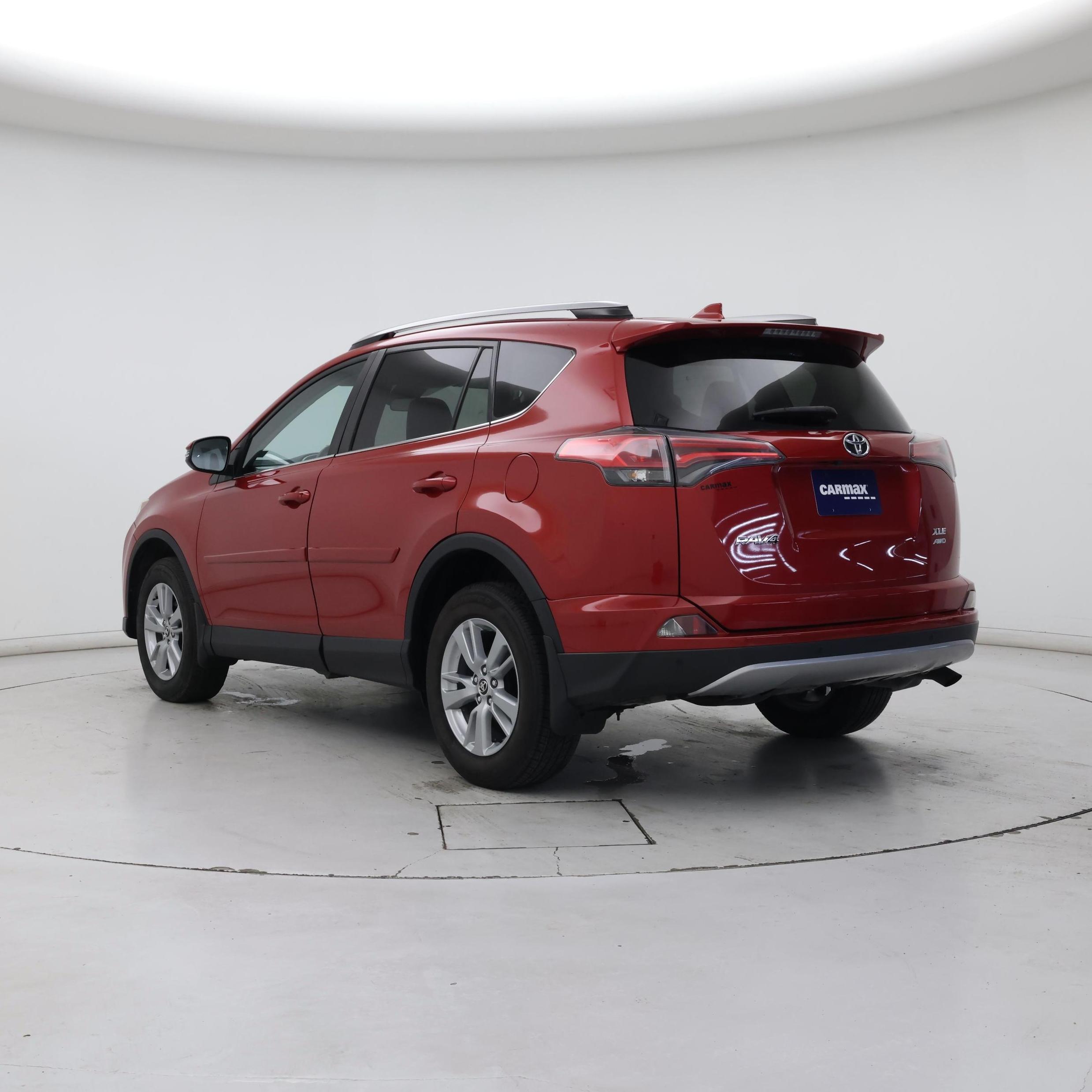 Thumbnail: 2017 Toyota RAV4 - 2