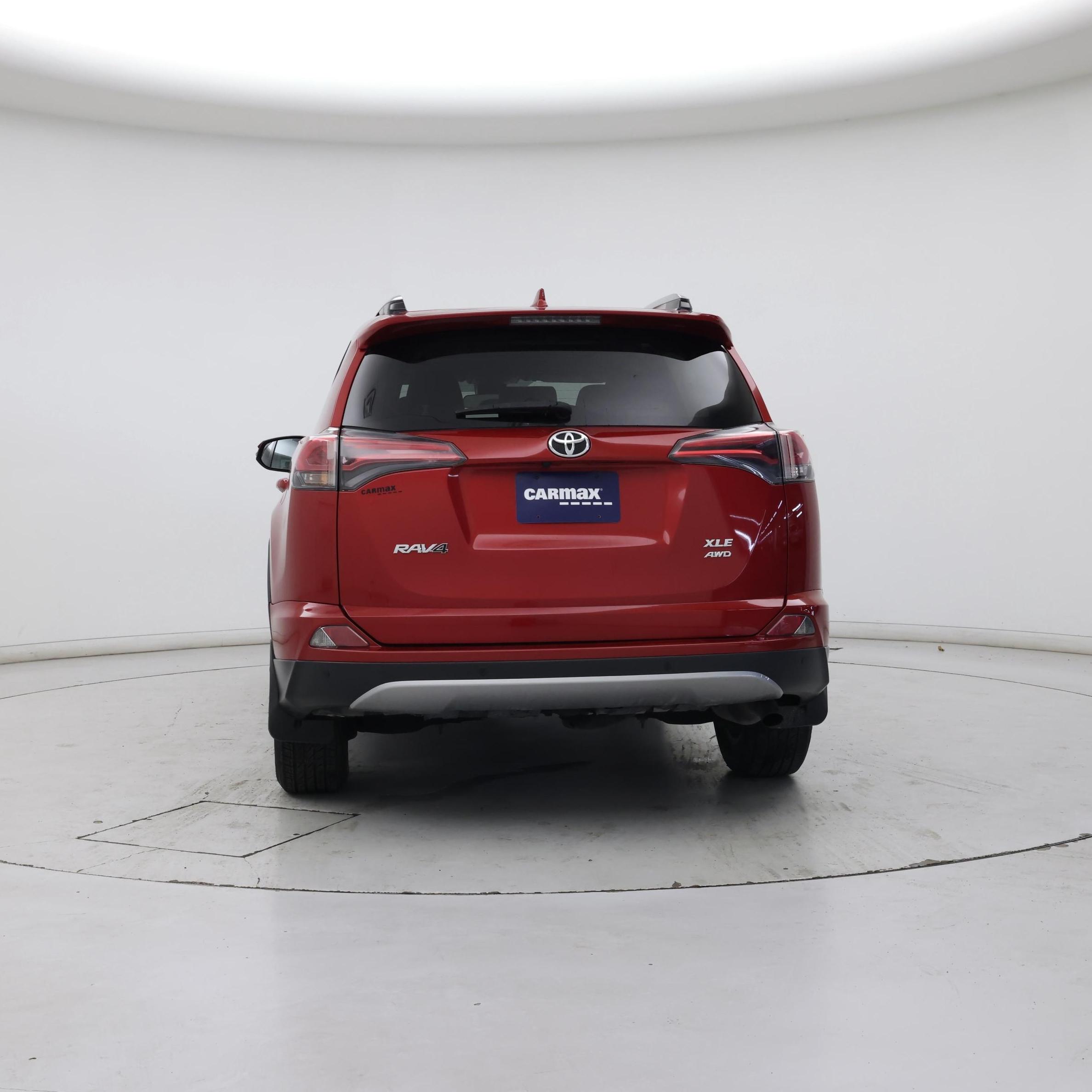 Thumbnail: 2017 Toyota RAV4 - 6