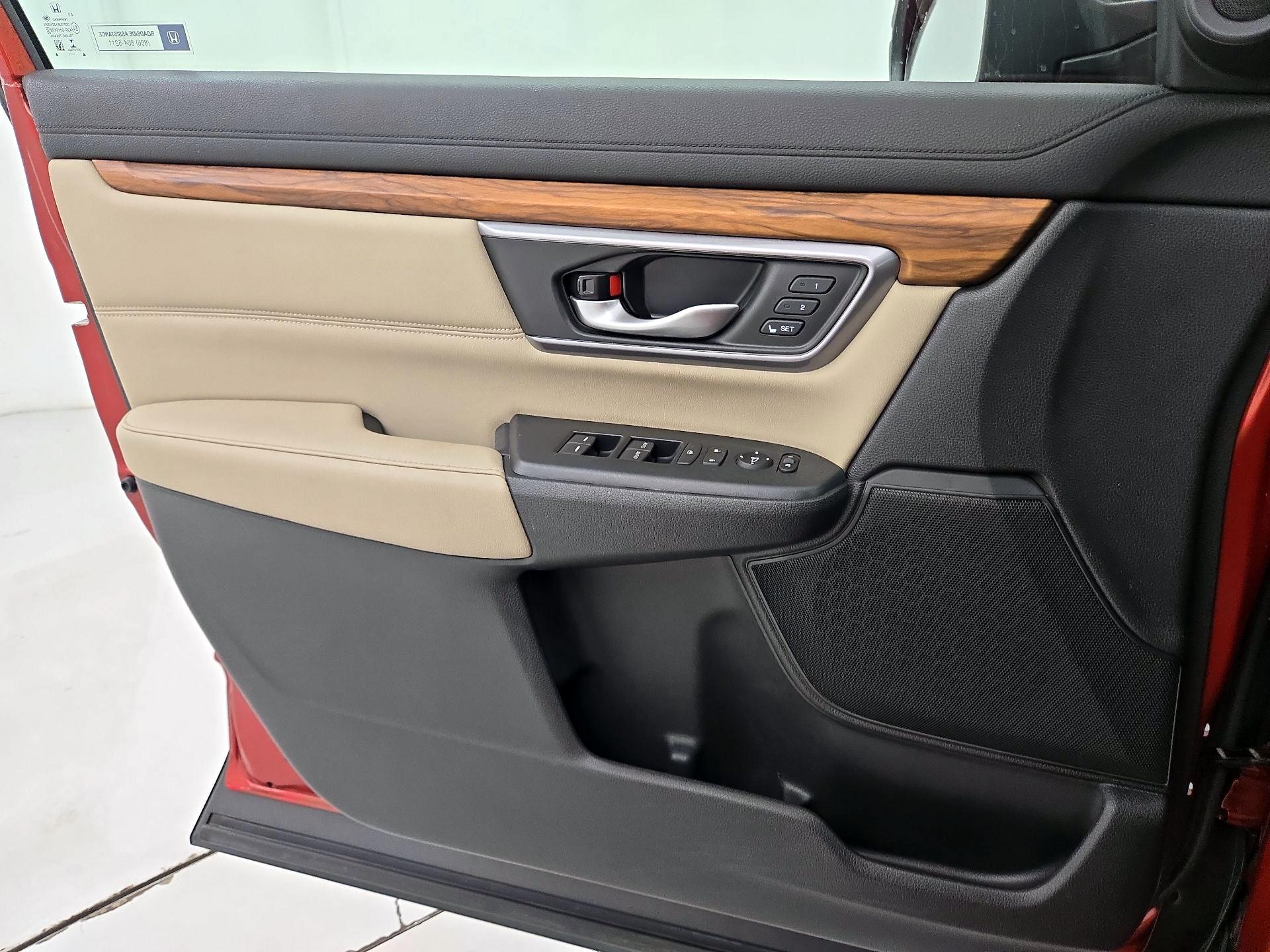 Thumbnail: 2017 Honda CR-V - 12