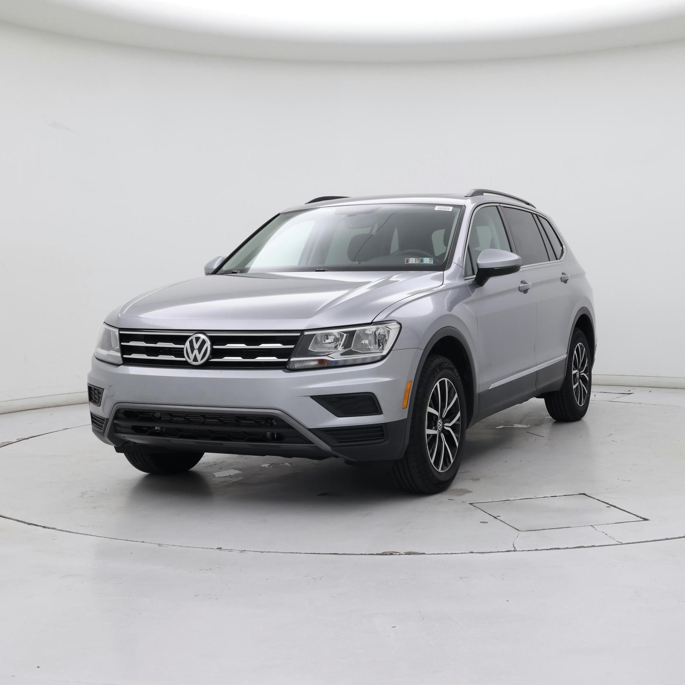 Thumbnail: 2021 Volkswagen Tiguan - 4