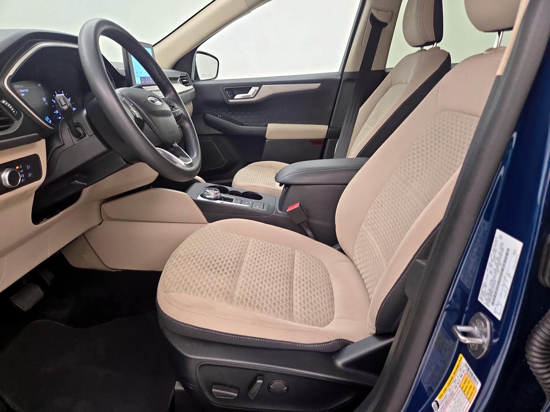 Thumbnail: 2020 Ford Escape - 11