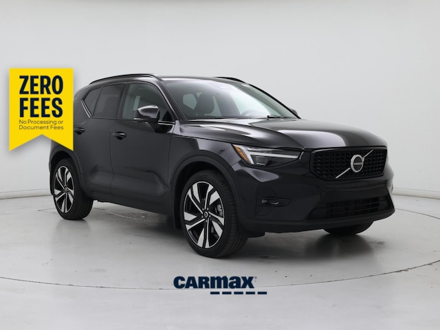Black 2025 Volvo XC40 B5 Ultra Dark Theme AWD SUV / Crossover All-Wheel Drive Automatic