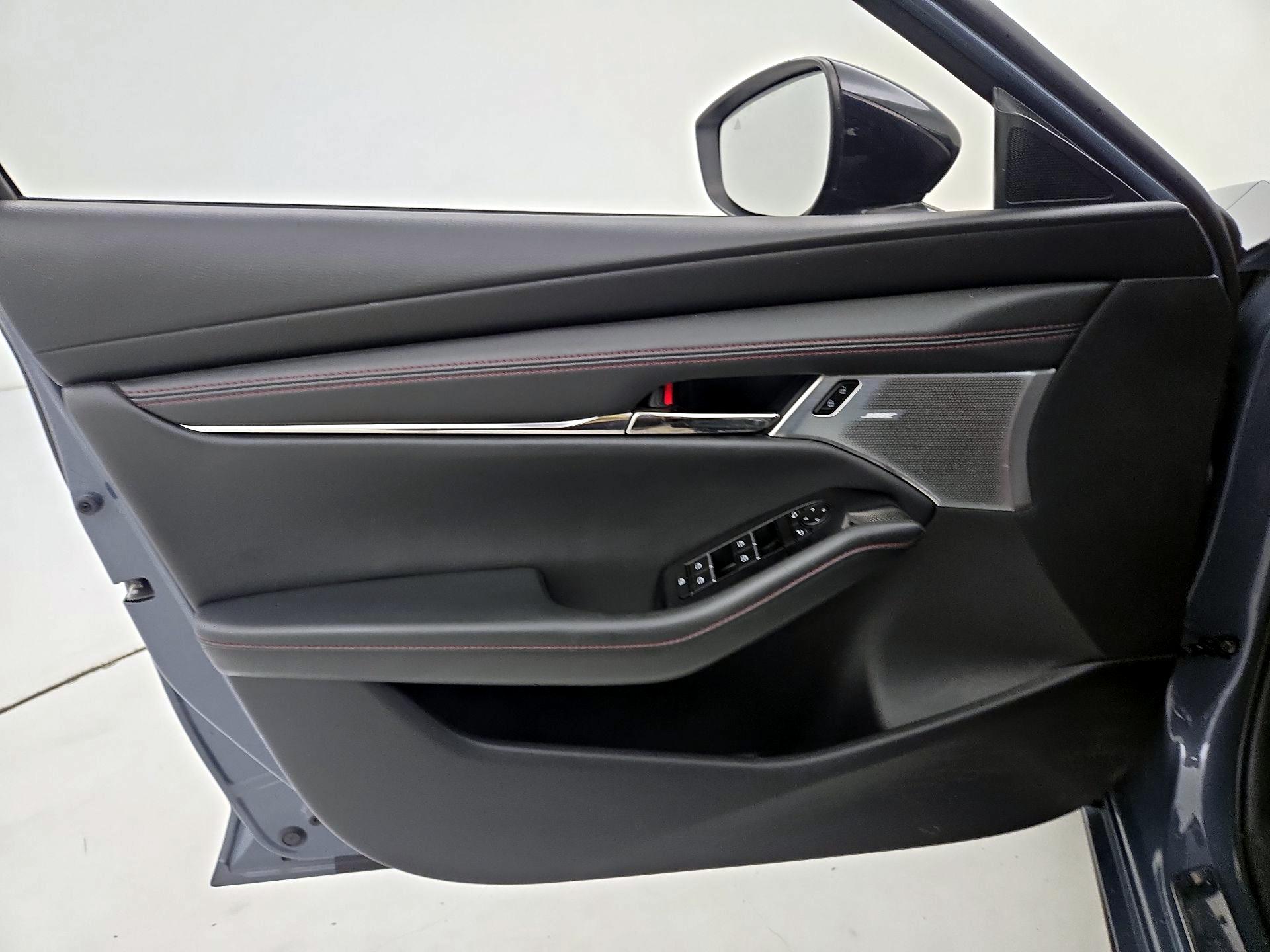 Thumbnail: 2023 Mazda Mazda3 - 12