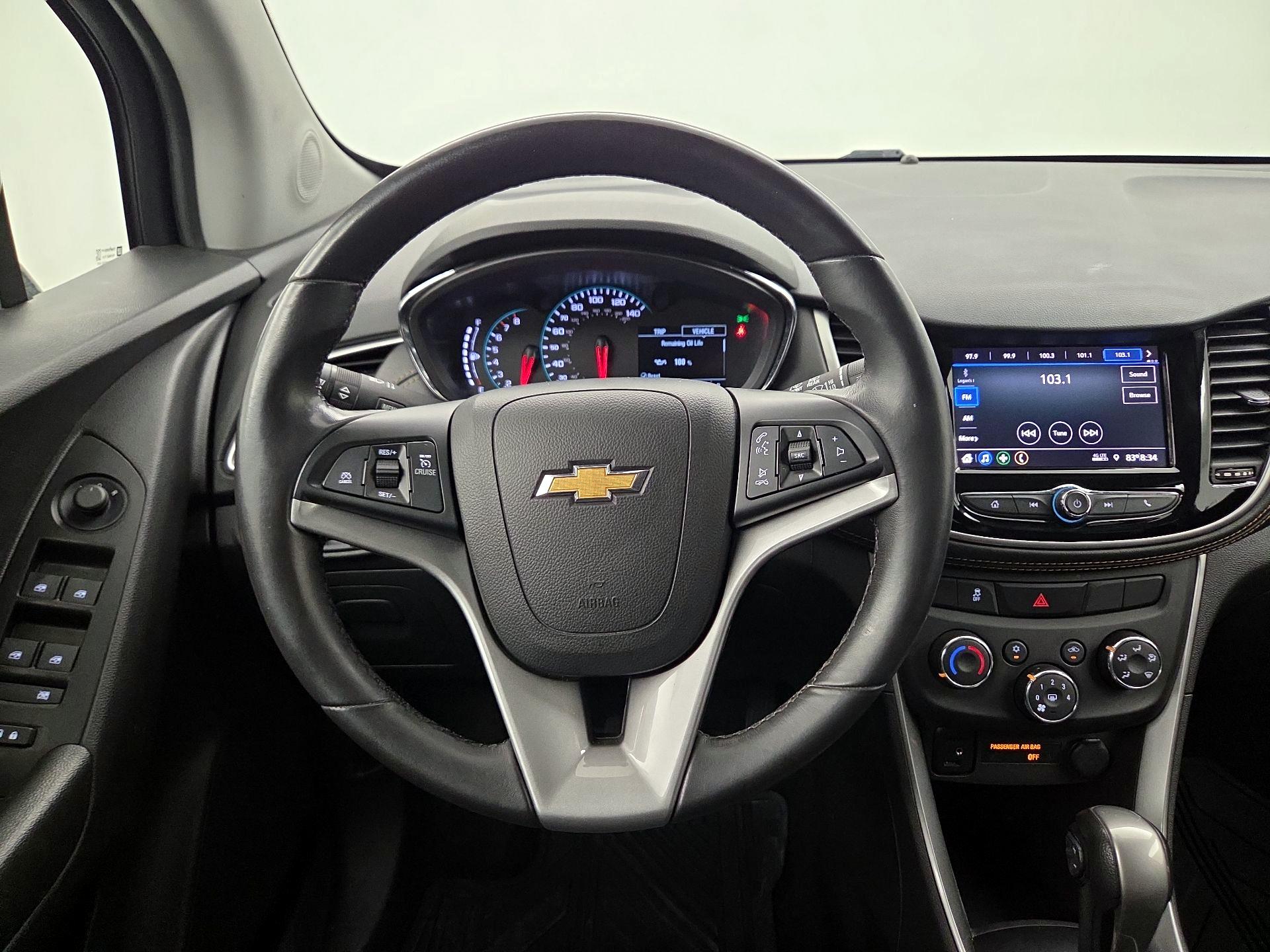 Thumbnail: 2022 Chevrolet Trax - 10