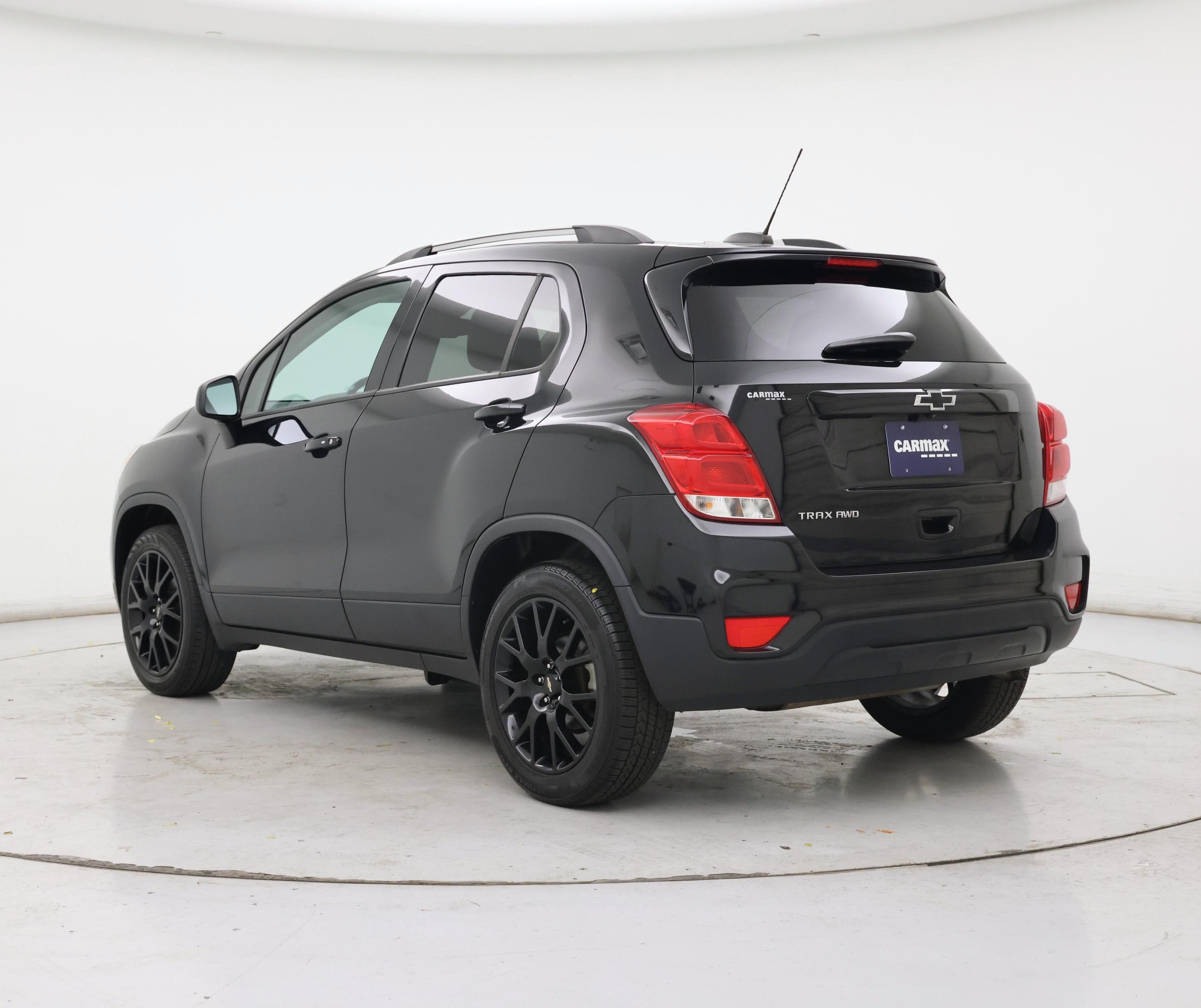 Thumbnail: 2022 Chevrolet Trax - 2