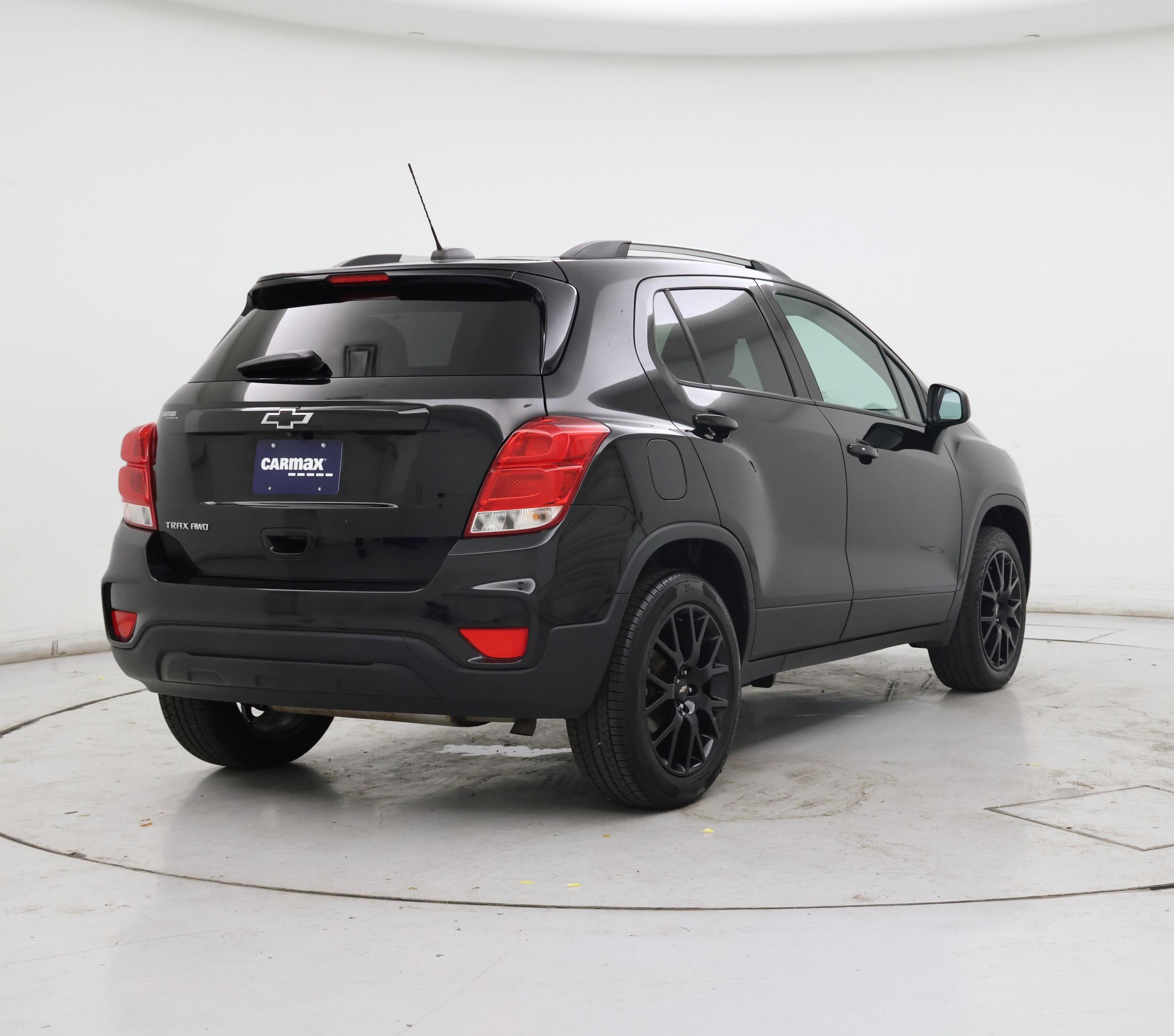 Thumbnail: 2022 Chevrolet Trax - 8