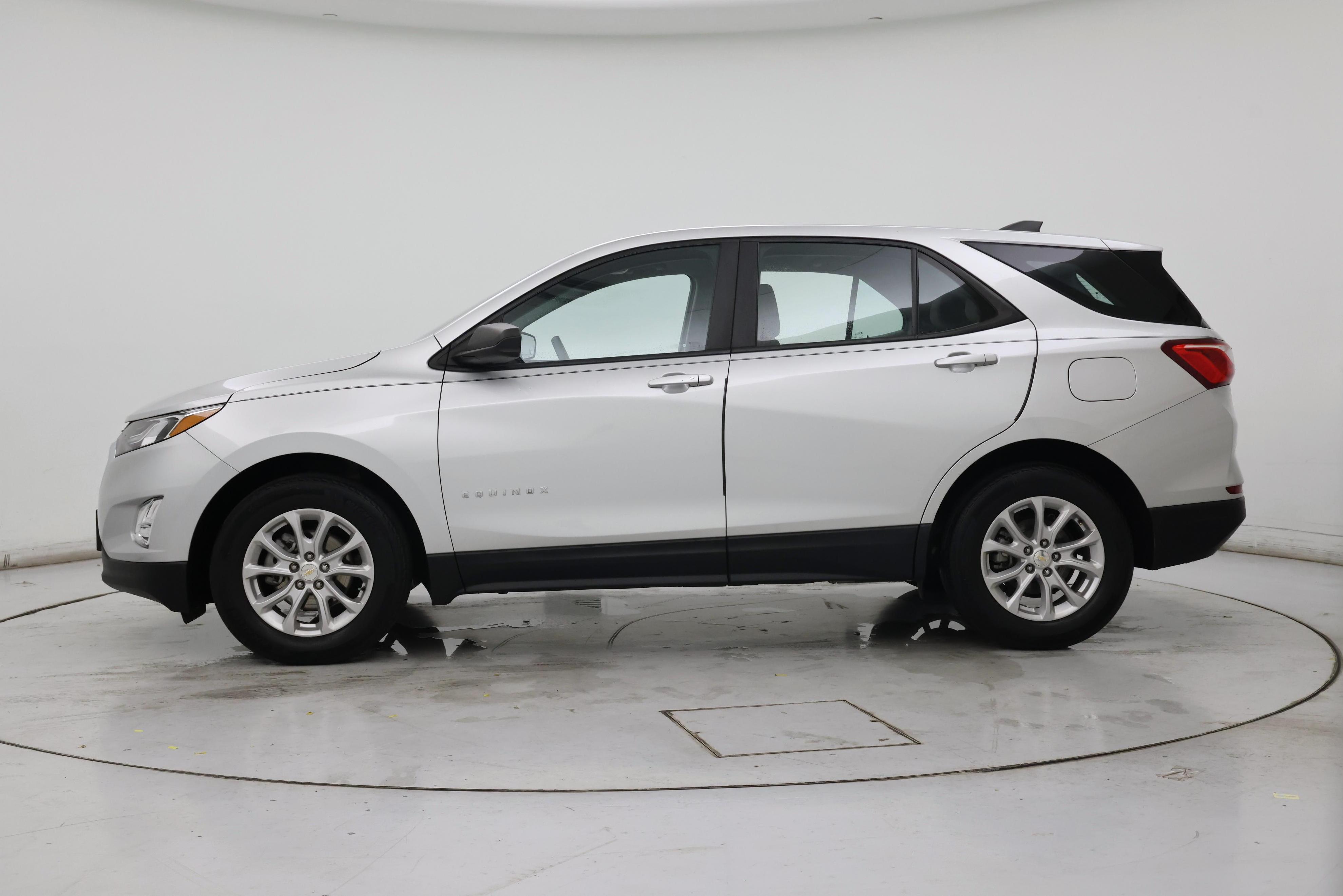 Thumbnail: 2021 Chevrolet Equinox - 3
