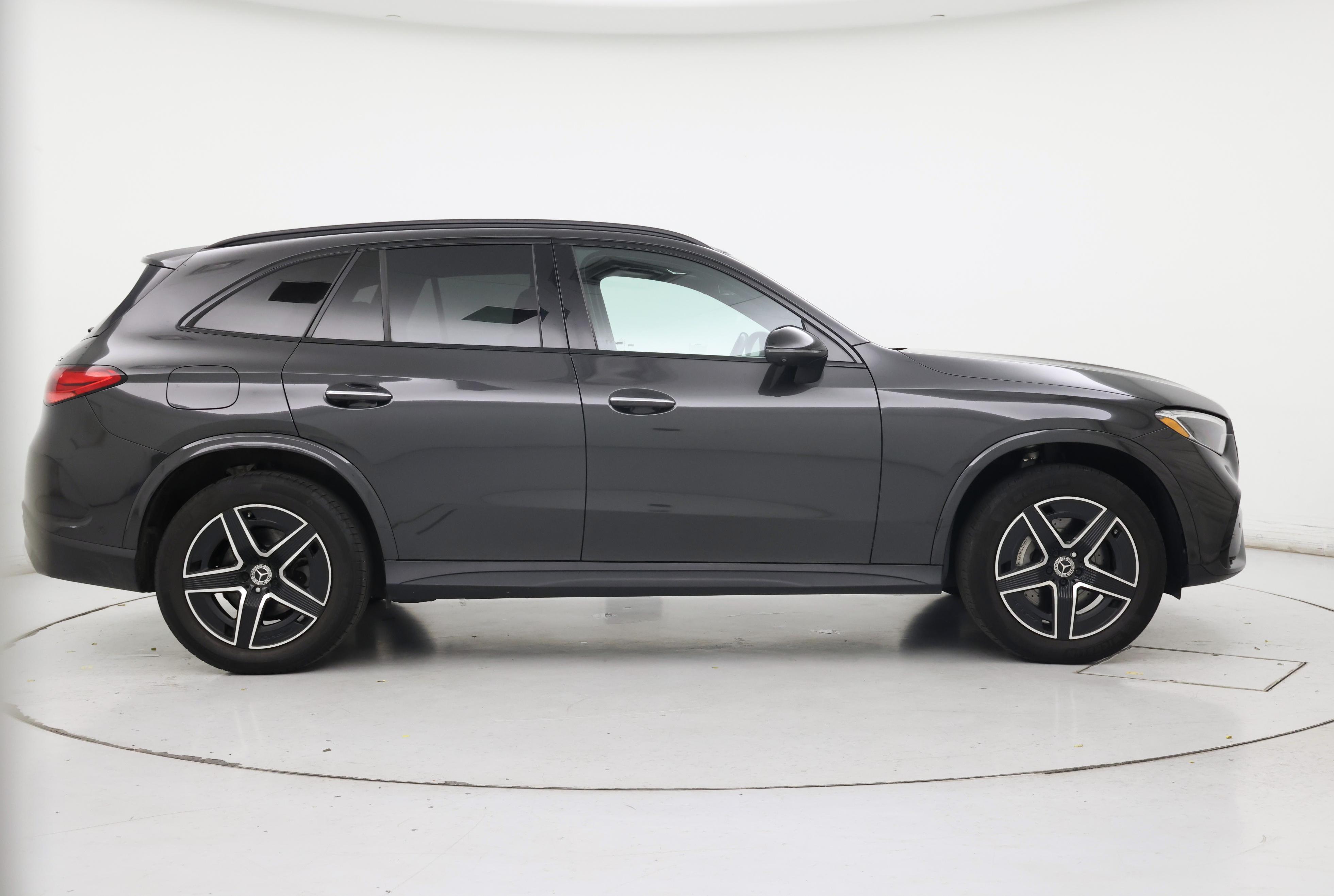 Thumbnail: 2024 Mercedes-Benz GLC - 7
