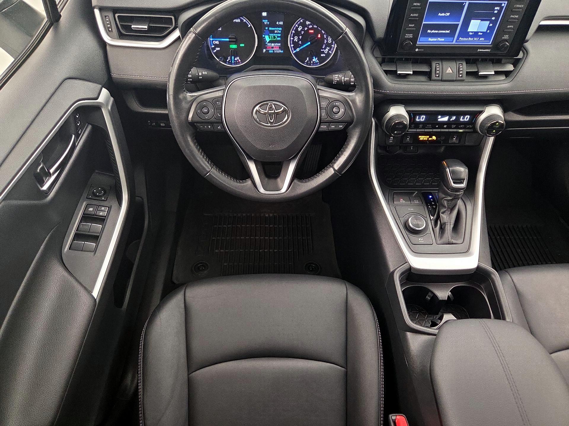 Thumbnail: 2021 Toyota RAV4 - 10