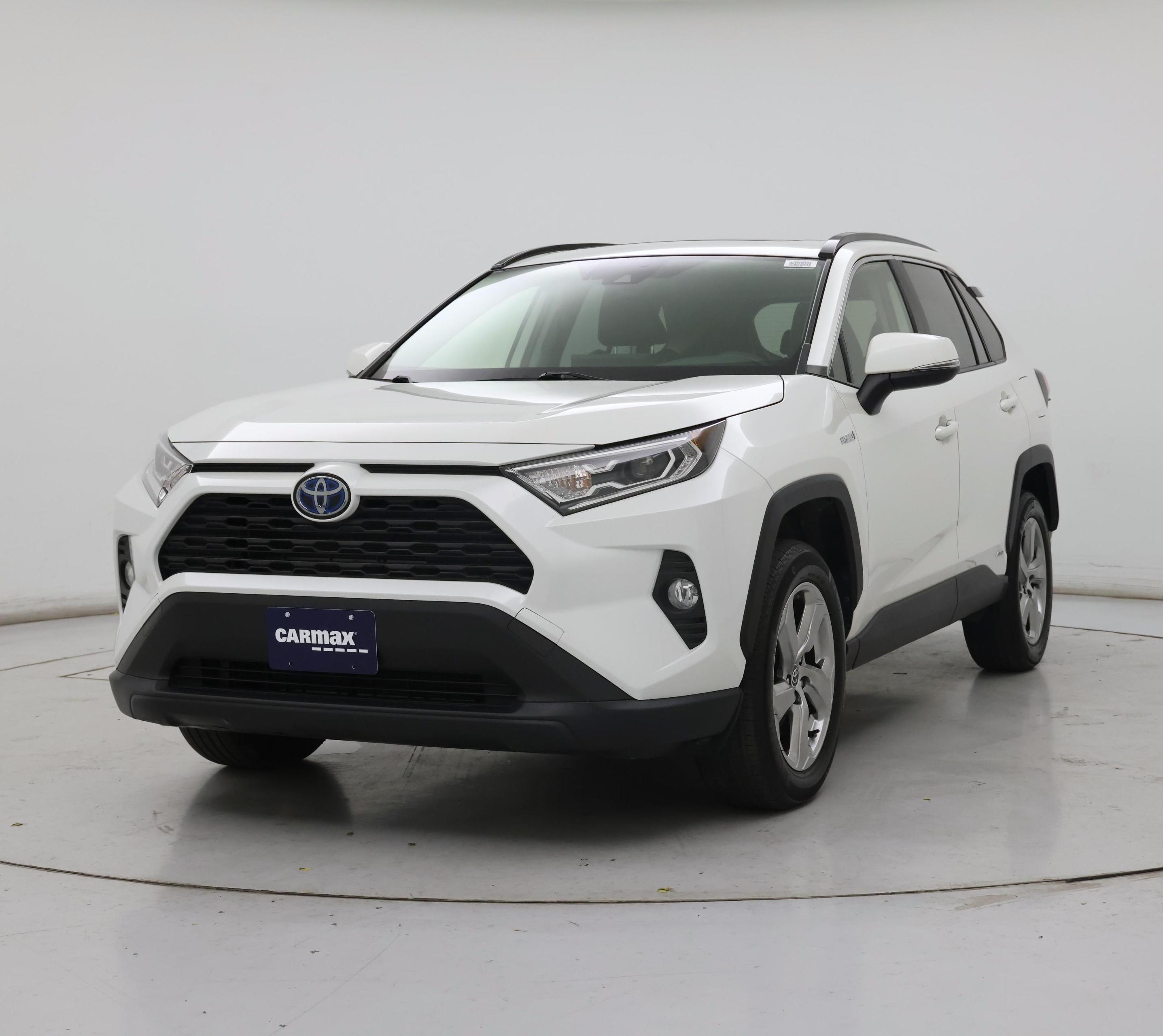 Thumbnail: 2021 Toyota RAV4 - 4