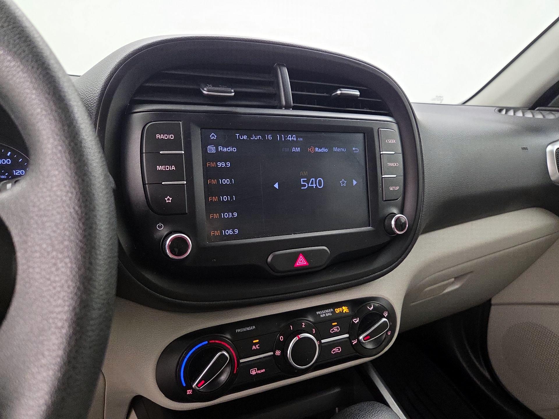 Thumbnail: 2022 Kia Soul - 15