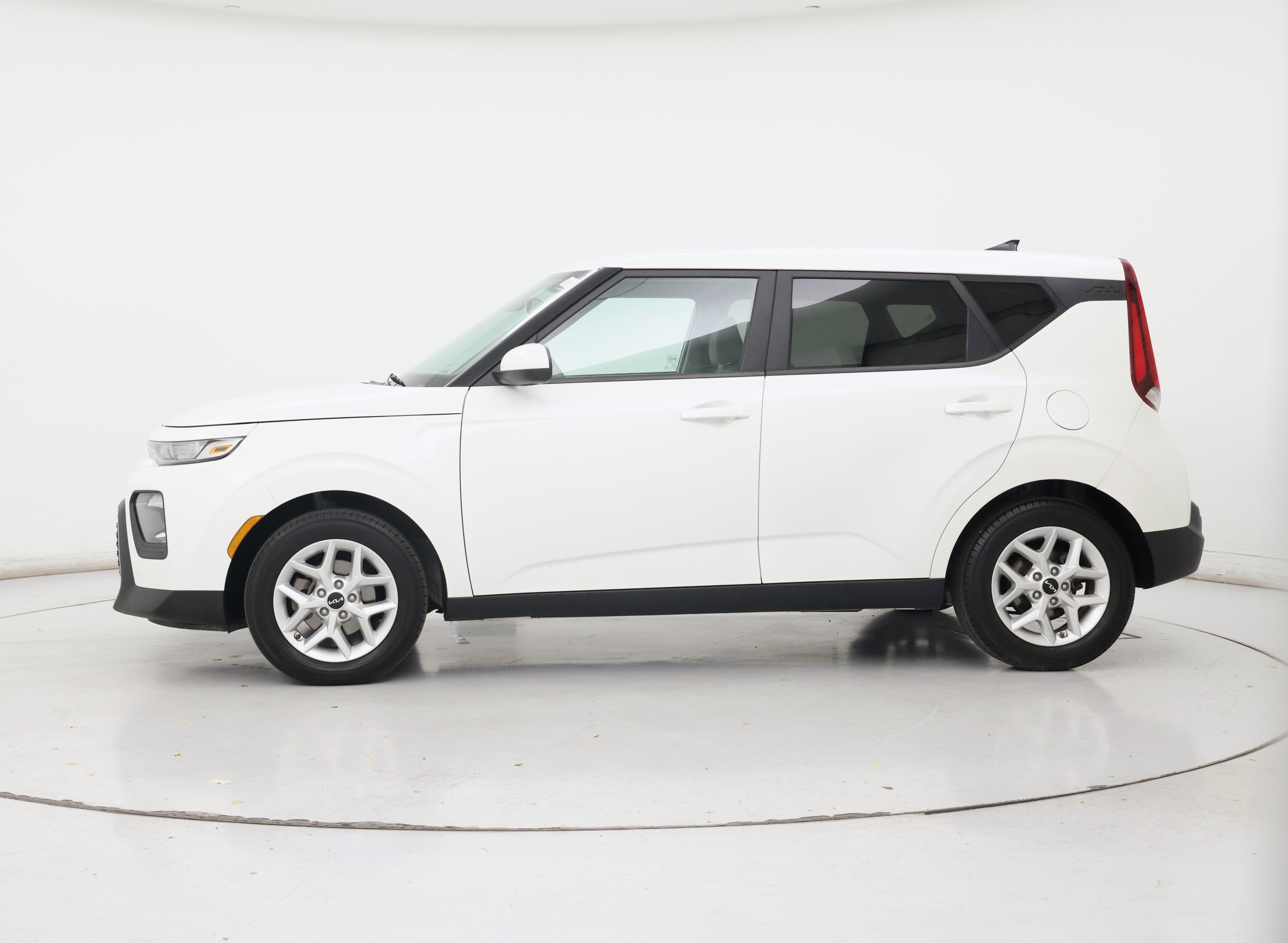 Thumbnail: 2022 Kia Soul - 3