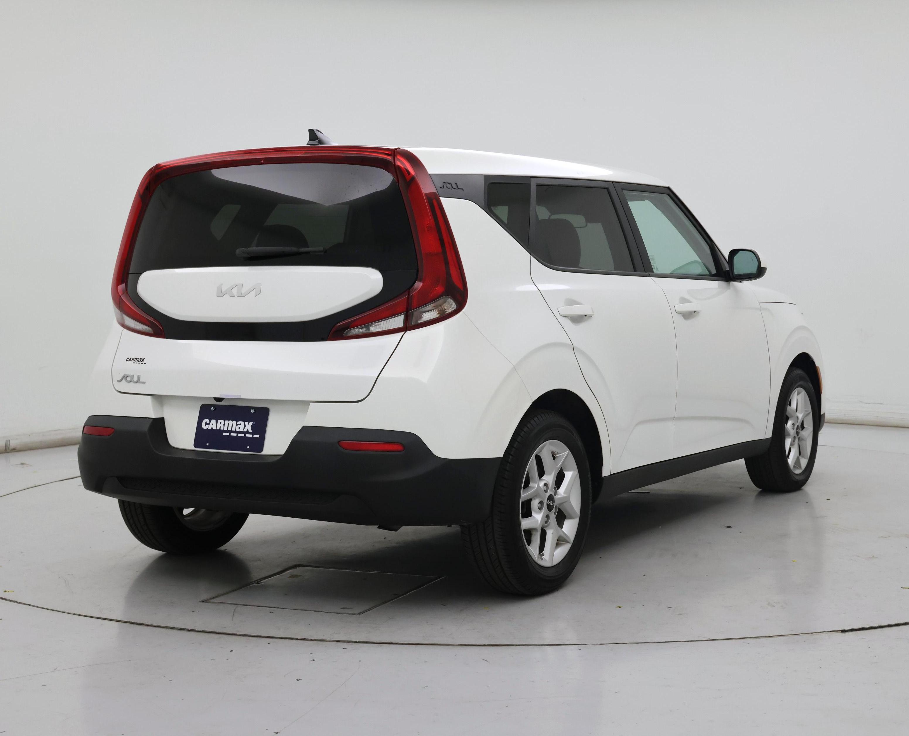 Thumbnail: 2022 Kia Soul - 8