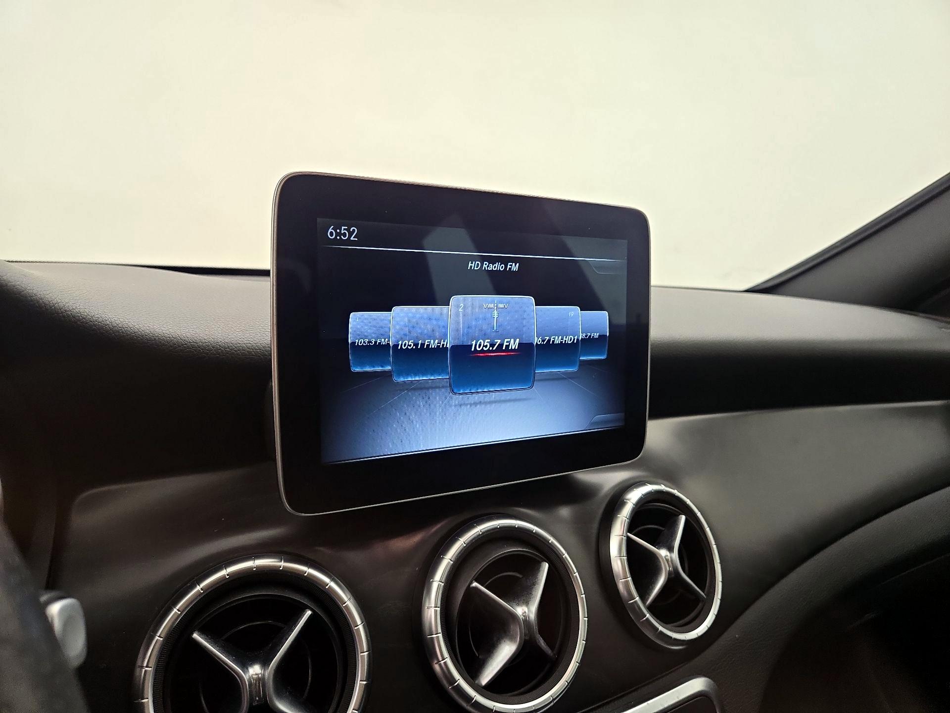Thumbnail: 2018 Mercedes-Benz CLA - 16