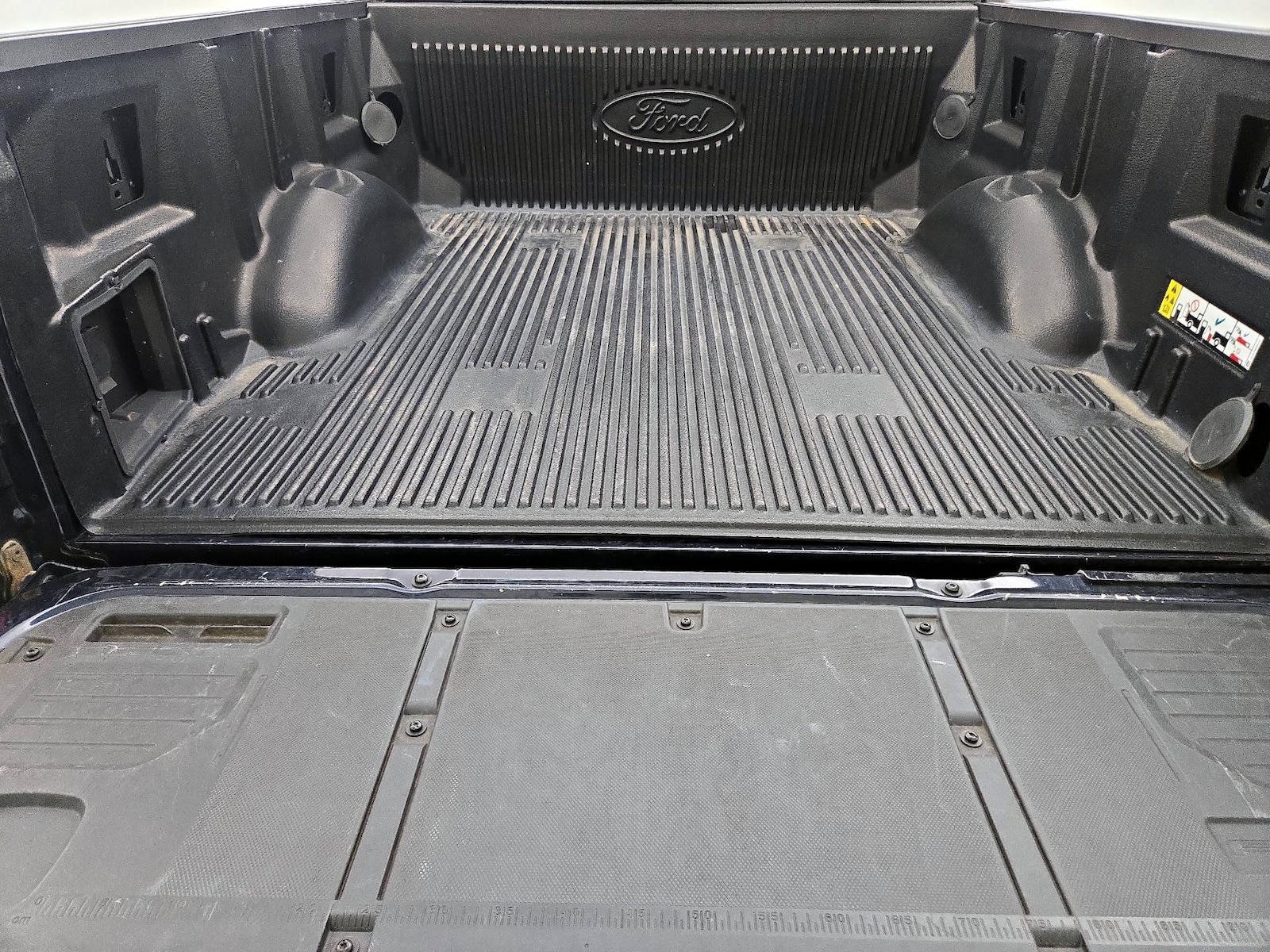 2022 Ford F-150 Lariat - Photo 22