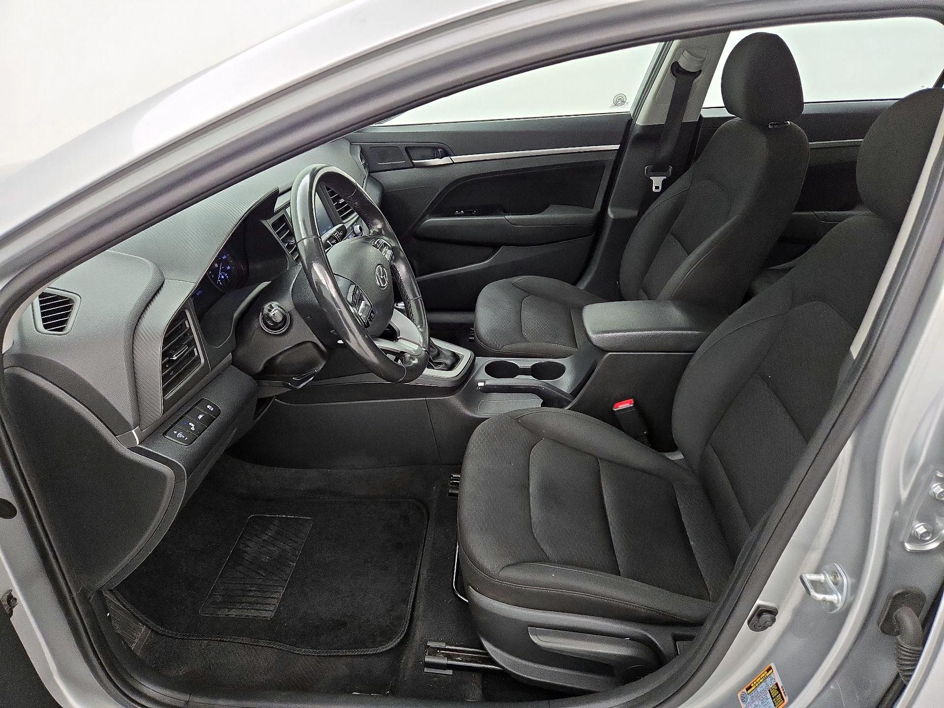 Thumbnail: 2020 Hyundai Elantra - 11