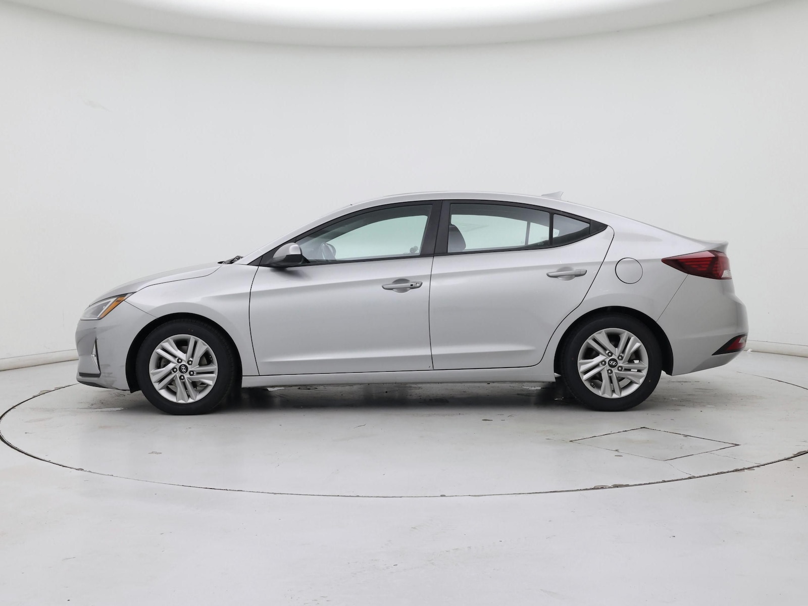 2020 Hyundai Elantra Value Edition - Photo 4