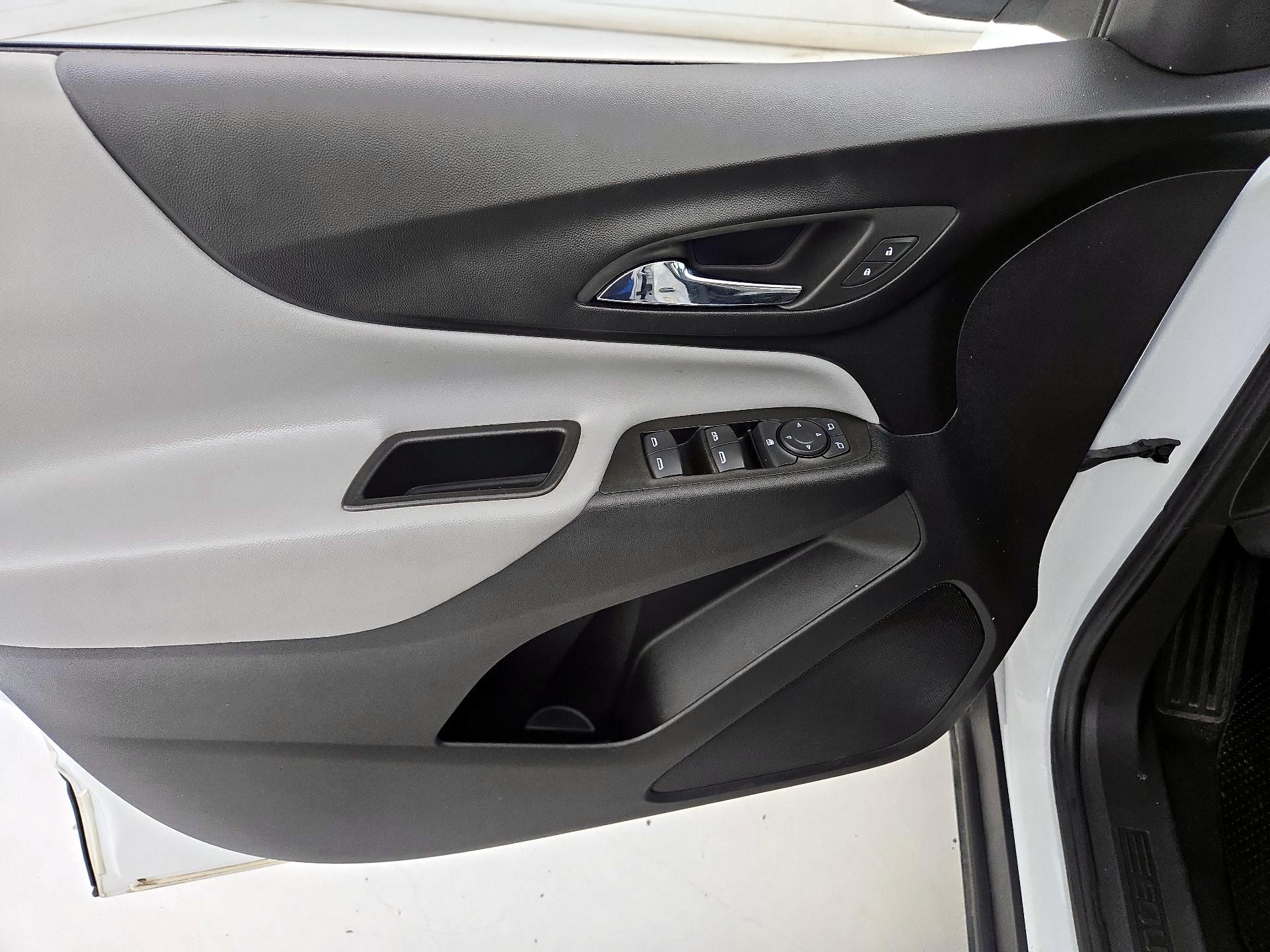 Thumbnail: 2022 Chevrolet Equinox - 12