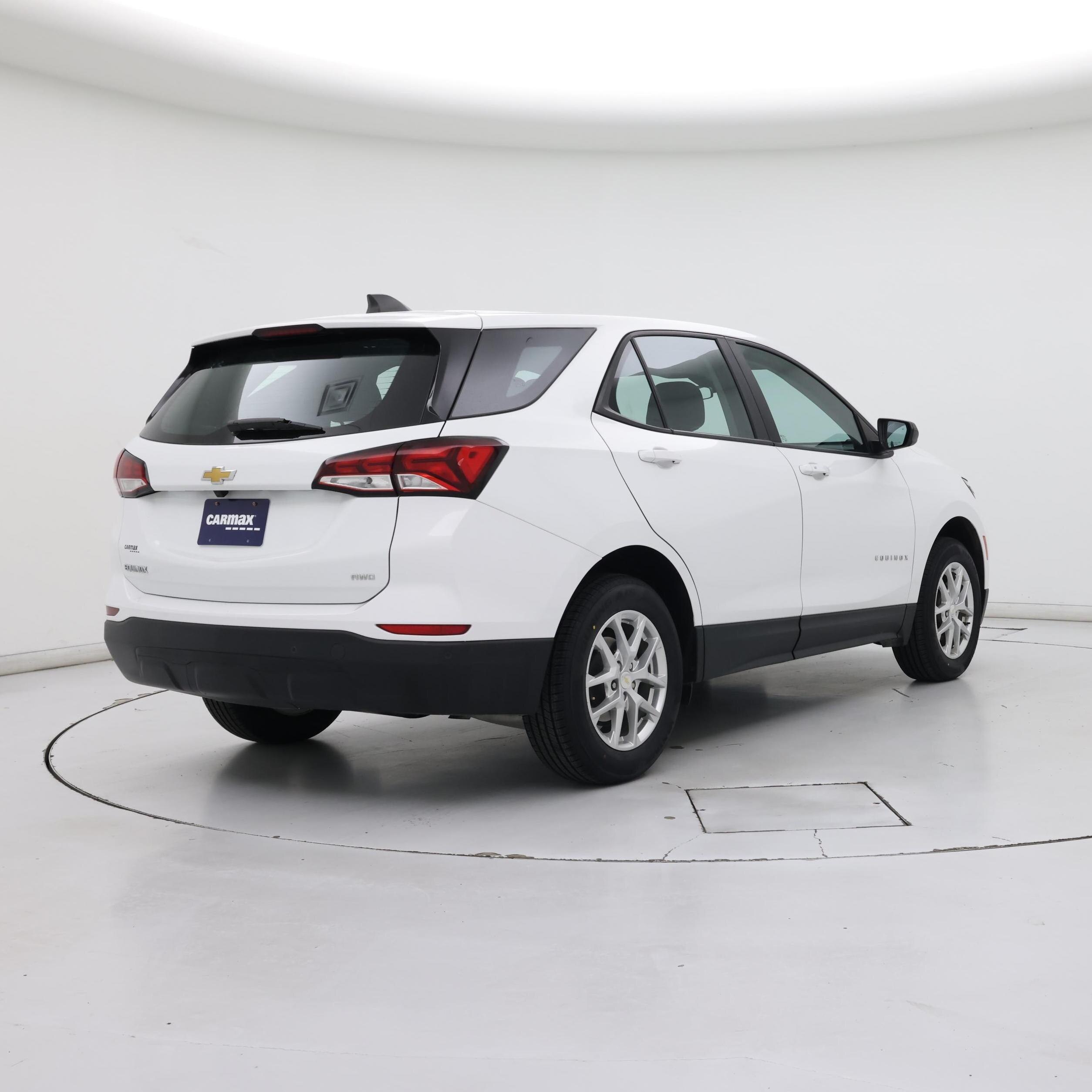 Thumbnail: 2022 Chevrolet Equinox - 8