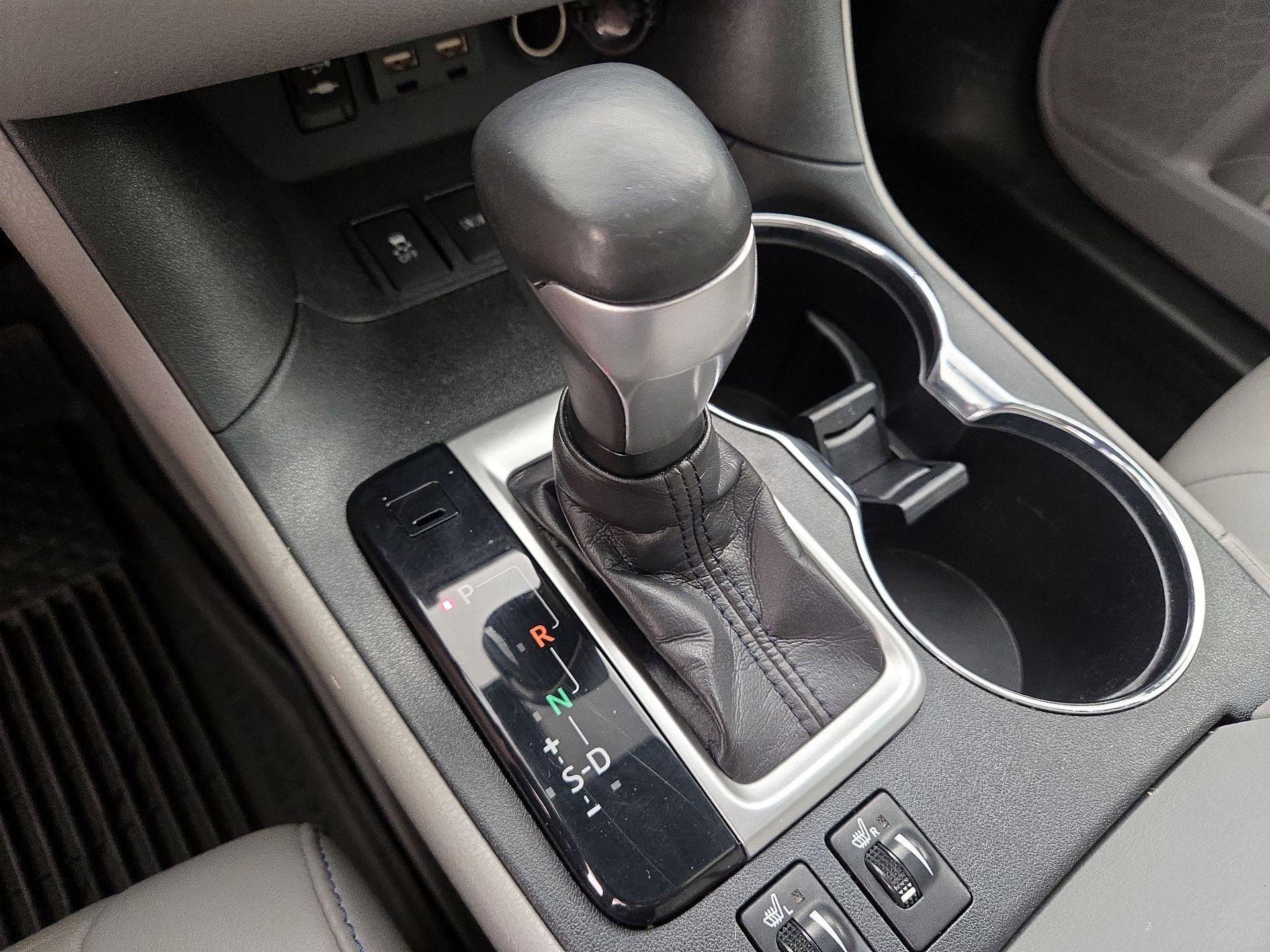 Thumbnail: 2019 Toyota Highlander - 17