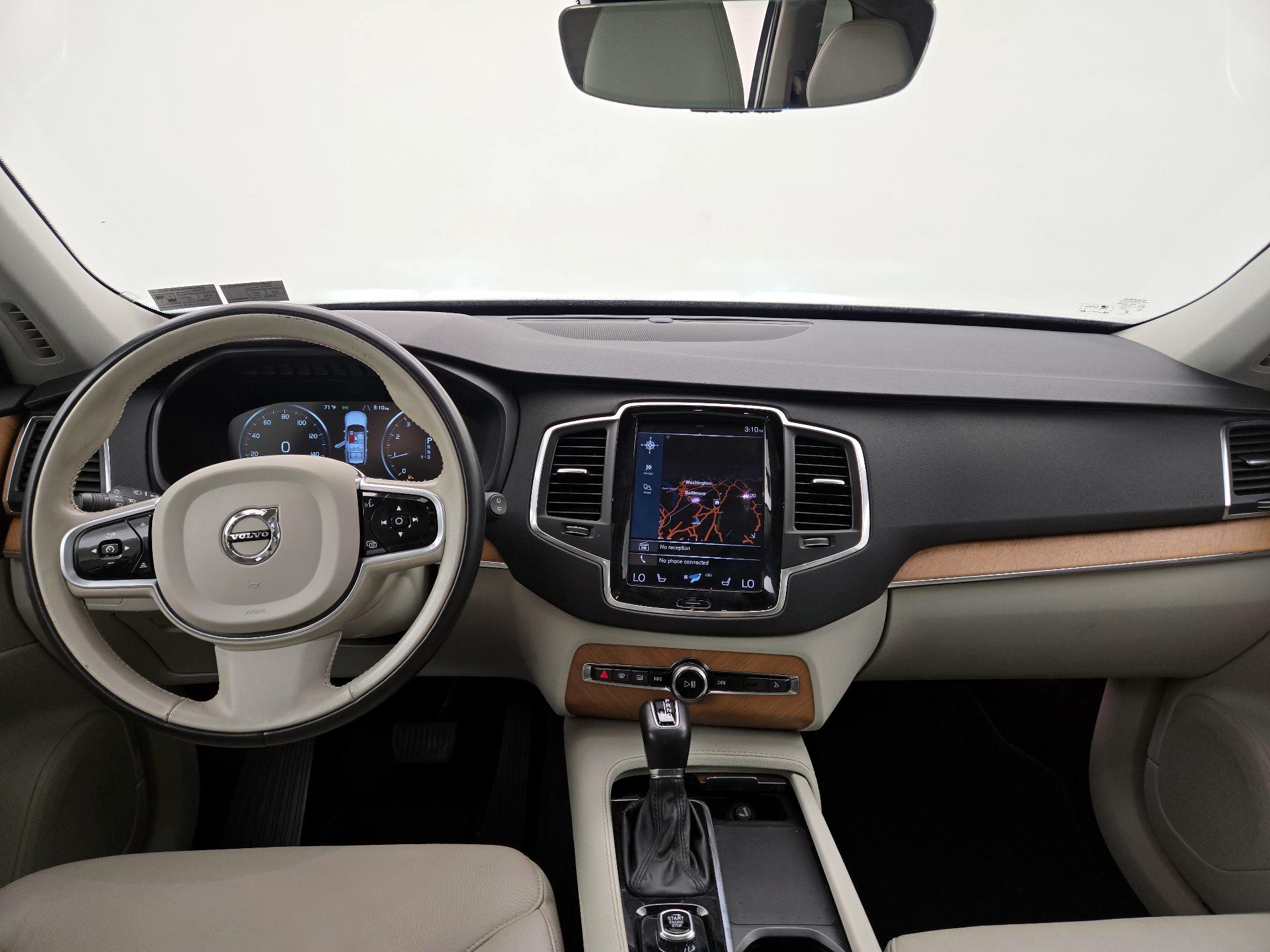 Thumbnail: 2022 Volvo XC90 - 9