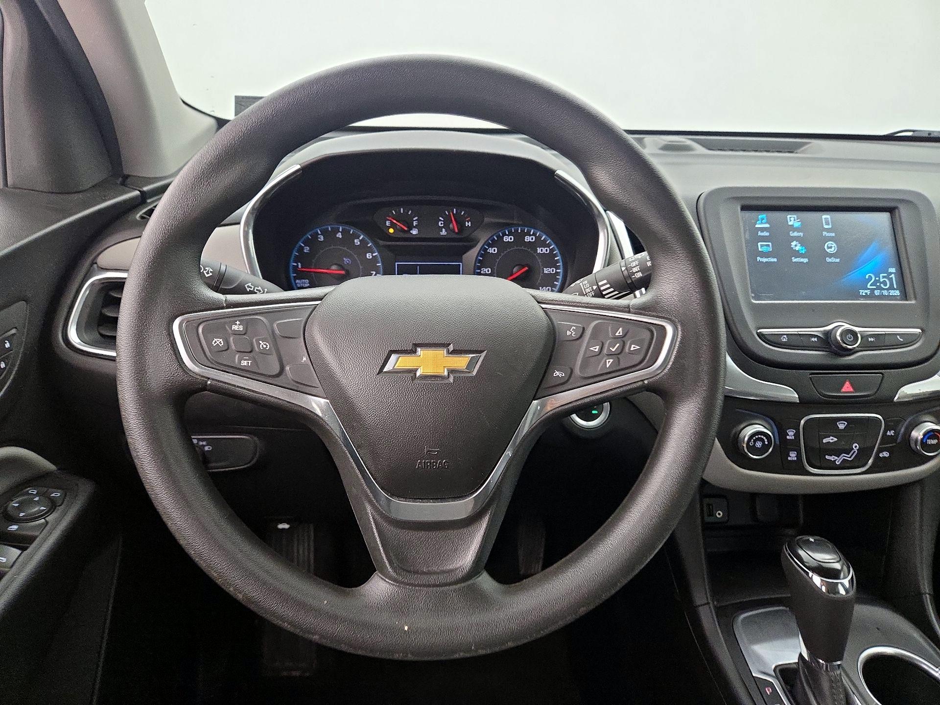Thumbnail: 2018 Chevrolet Equinox - 10